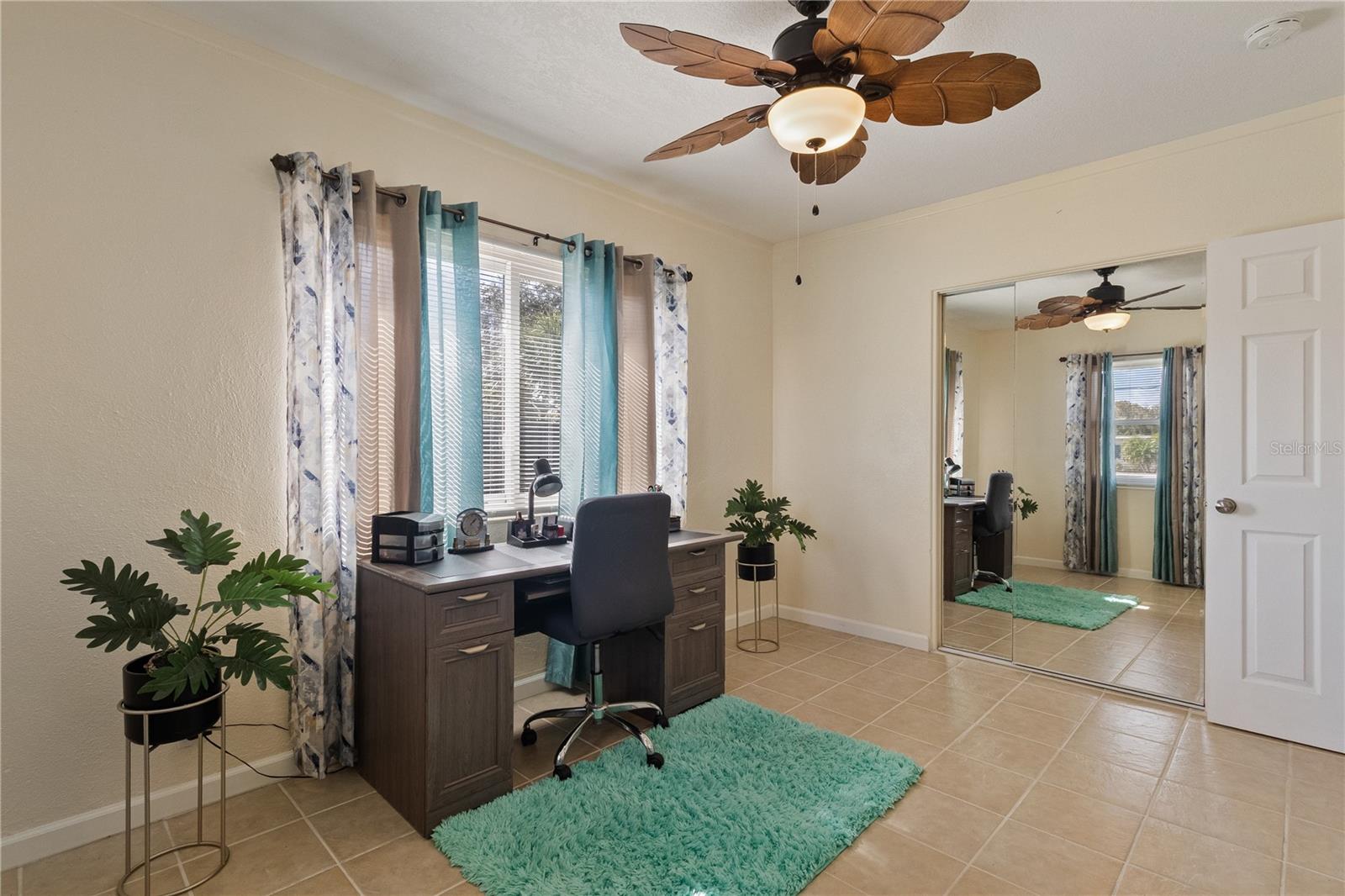 Image 17 of 43 For 4419 Melbourne Street