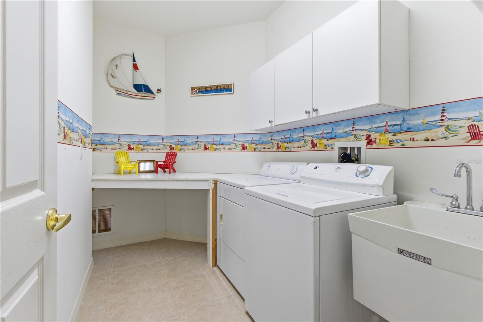 Image 17 of 65 For 5674 Blue Heron Circle