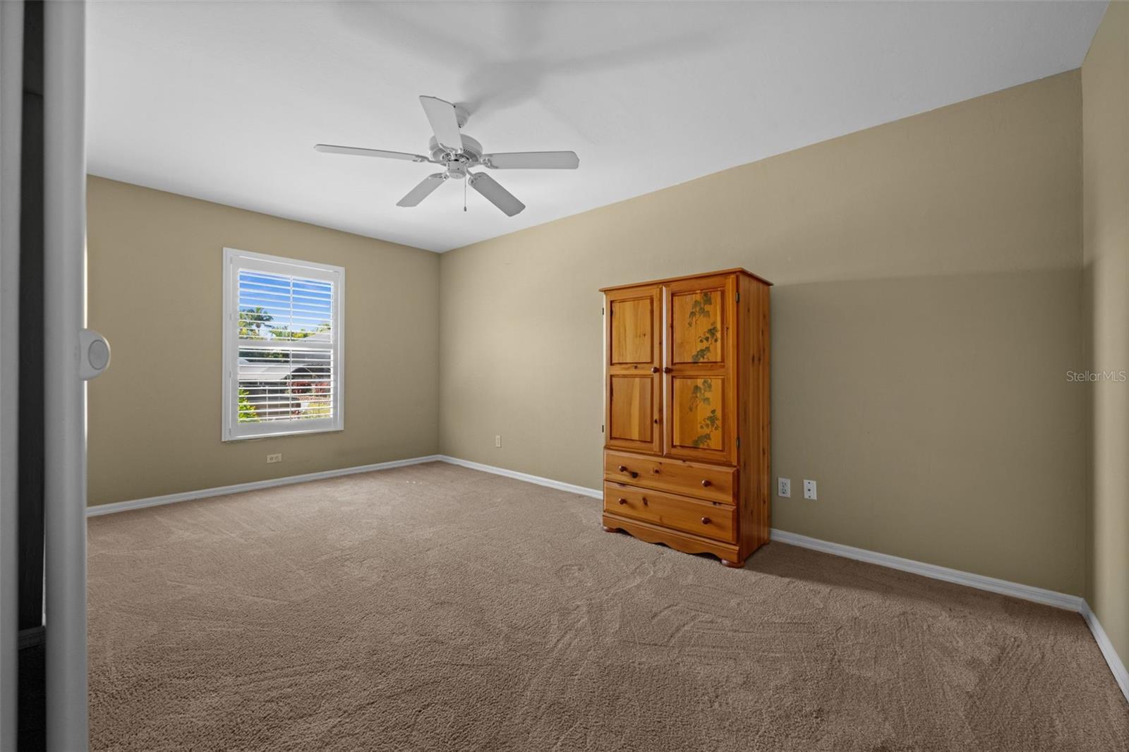 Image 21 of 38 For 2926 38th Terrace