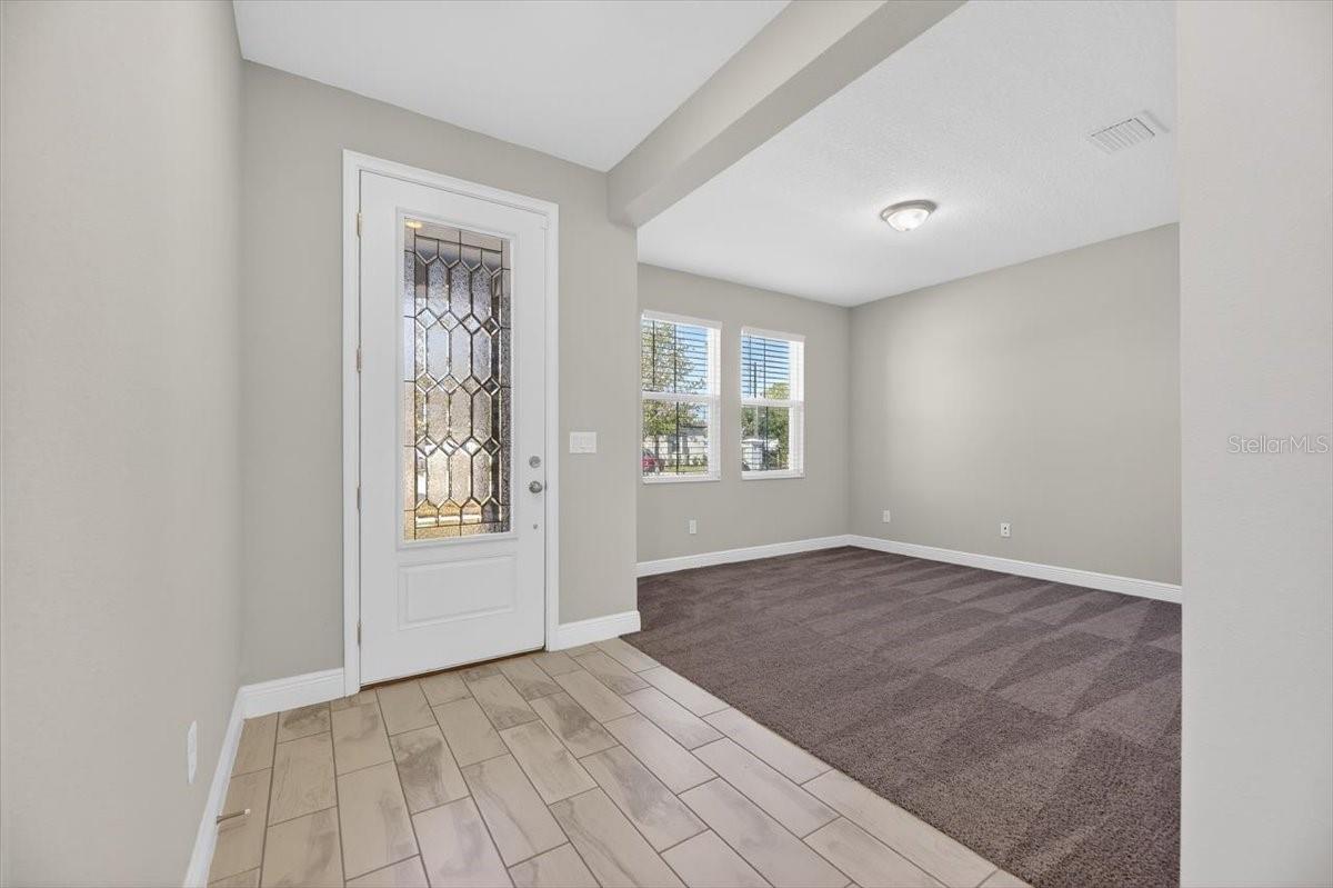 Image 6 of 51 For 8816 Mugnai Street