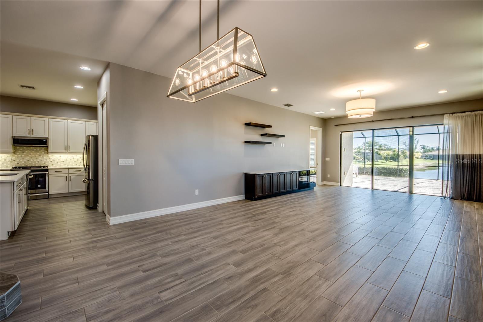 Image 10 of 37 For 15111 Cortona Way