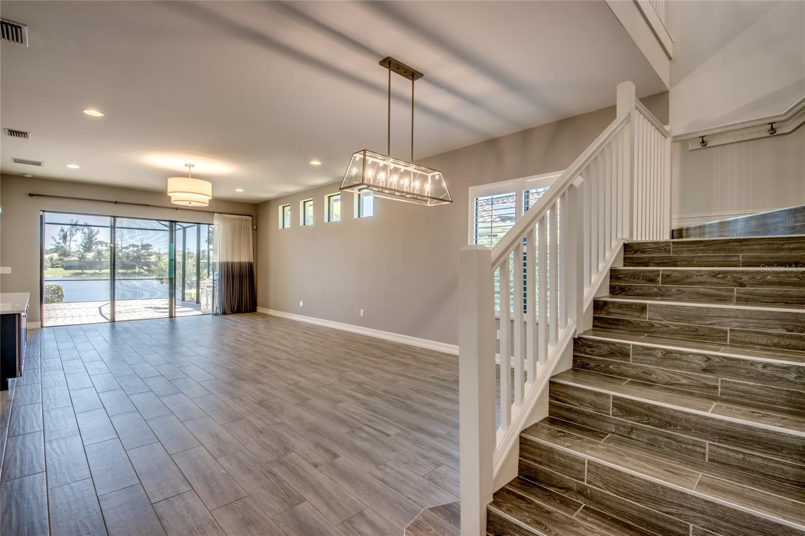 Image 22 of 37 For 15111 Cortona Way