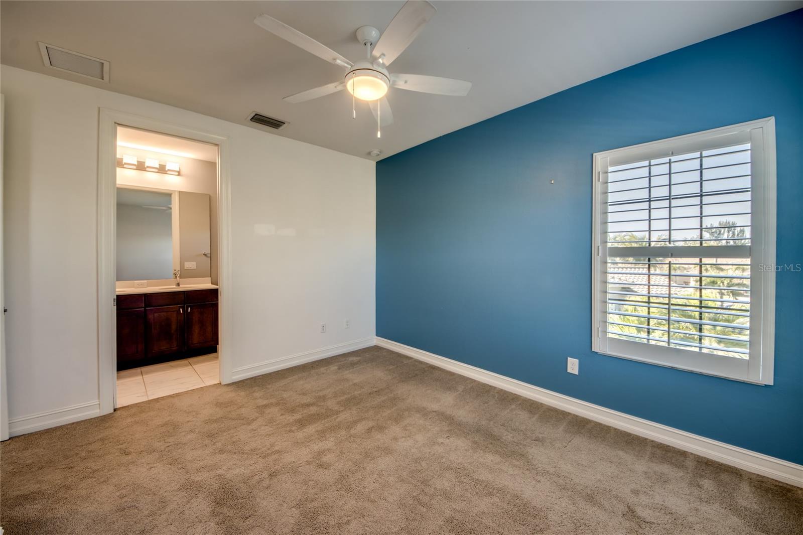 Image 29 of 37 For 15111 Cortona Way