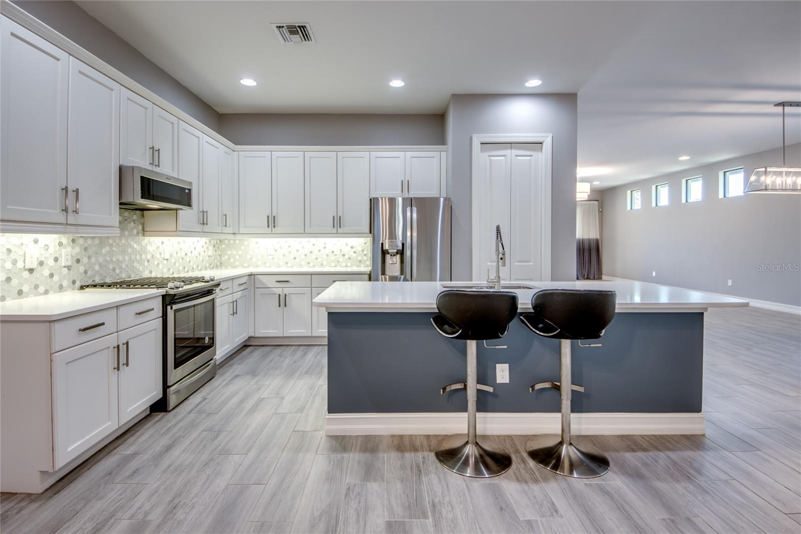 Image 4 of 37 For 15111 Cortona Way