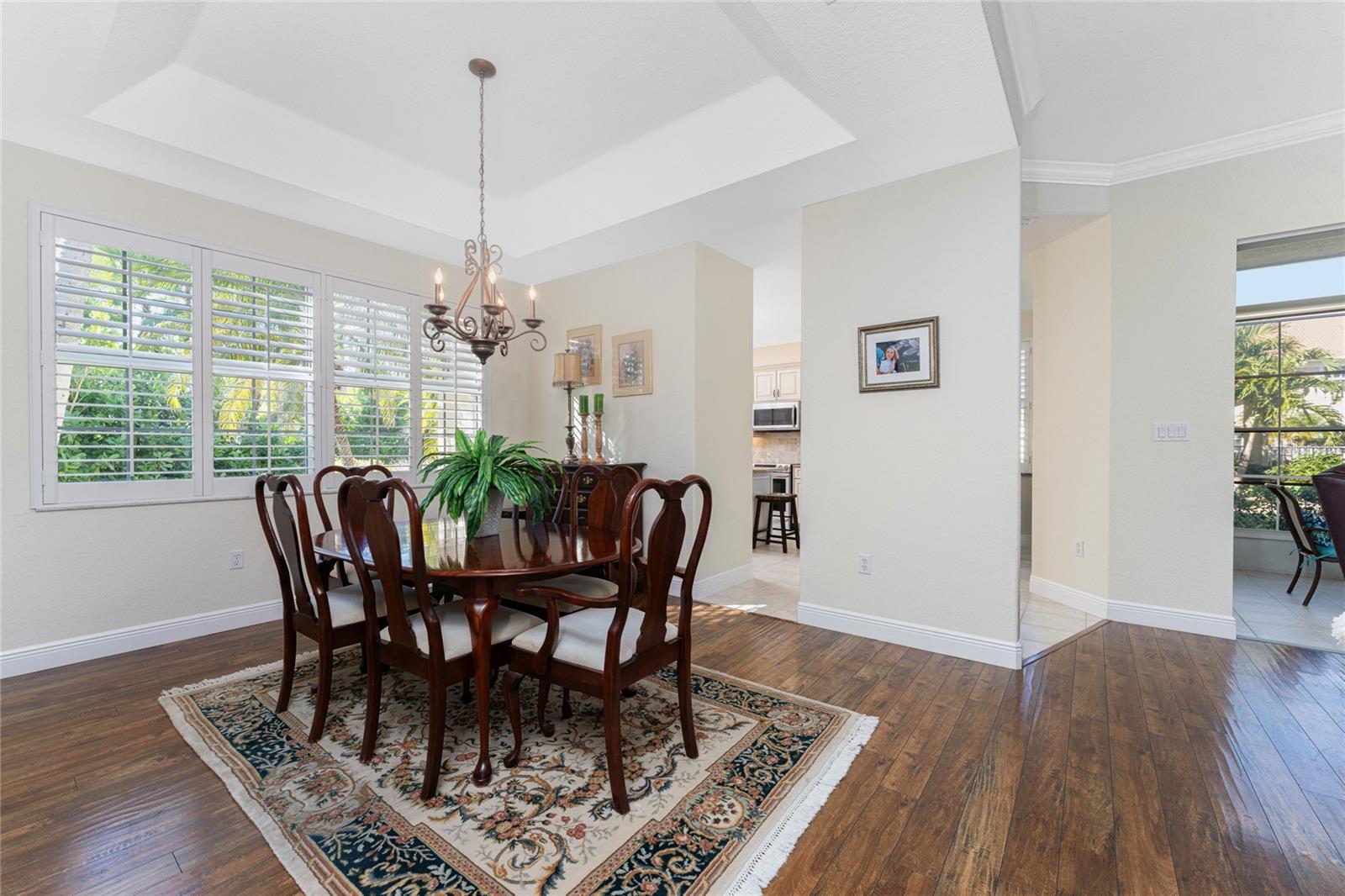 Image 13 of 61 For 197 Tarpon Cove Boulevard 611