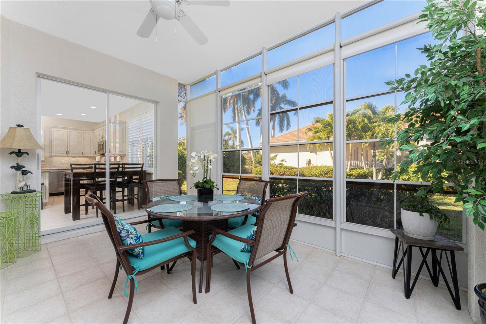 Image 23 of 61 For 197 Tarpon Cove Boulevard 611