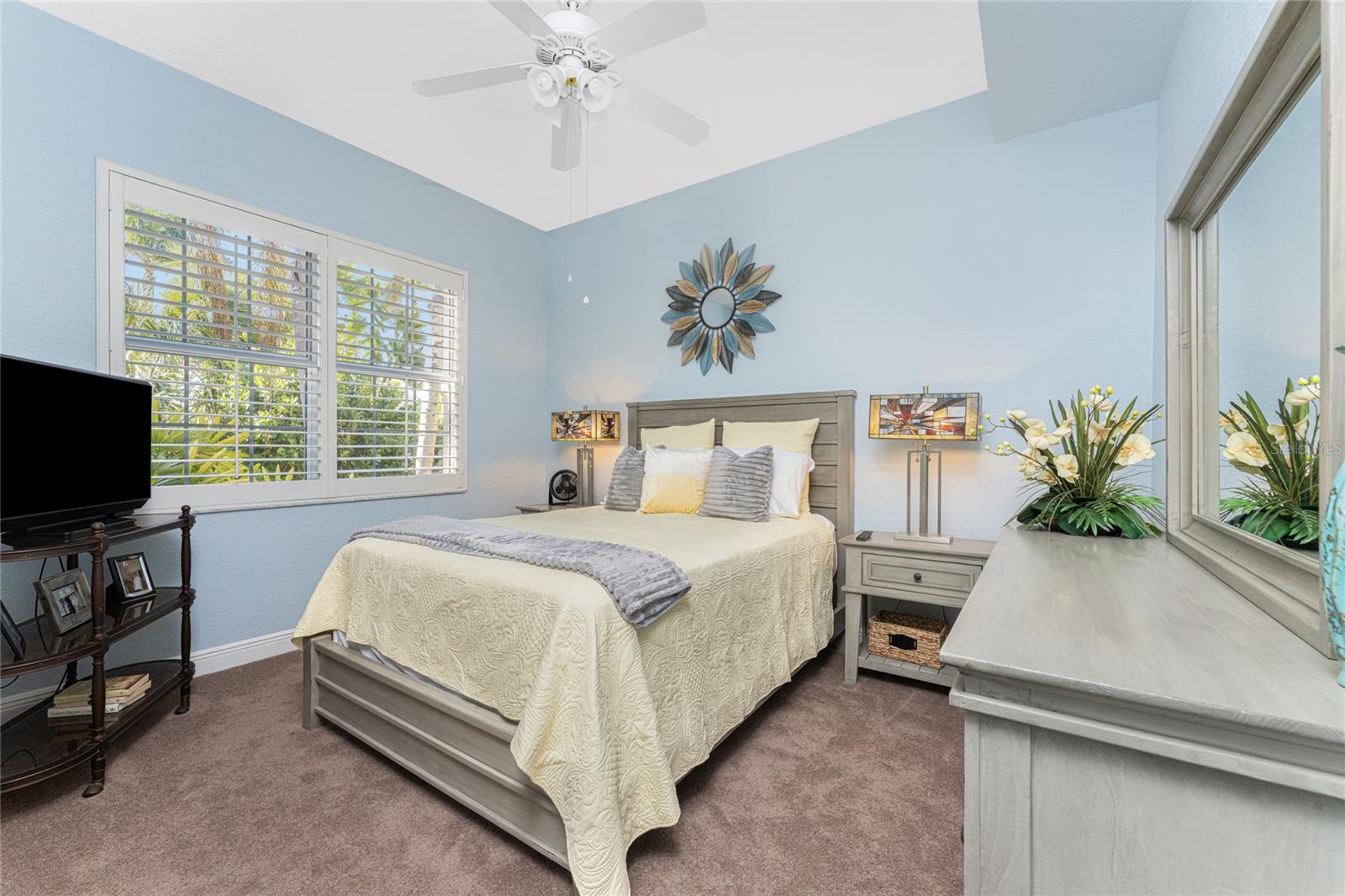 Image 26 of 61 For 197 Tarpon Cove Boulevard 611