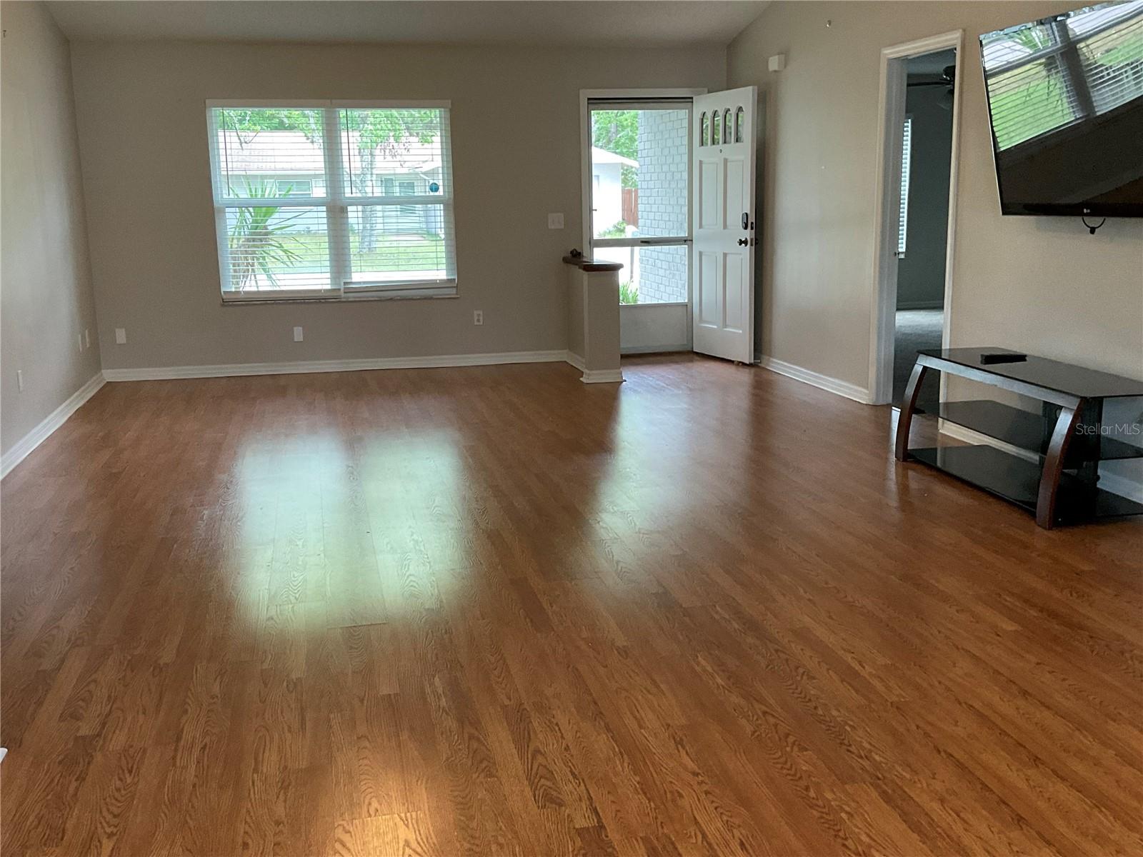 Image 10 of 48 For 41 Brewster Lane