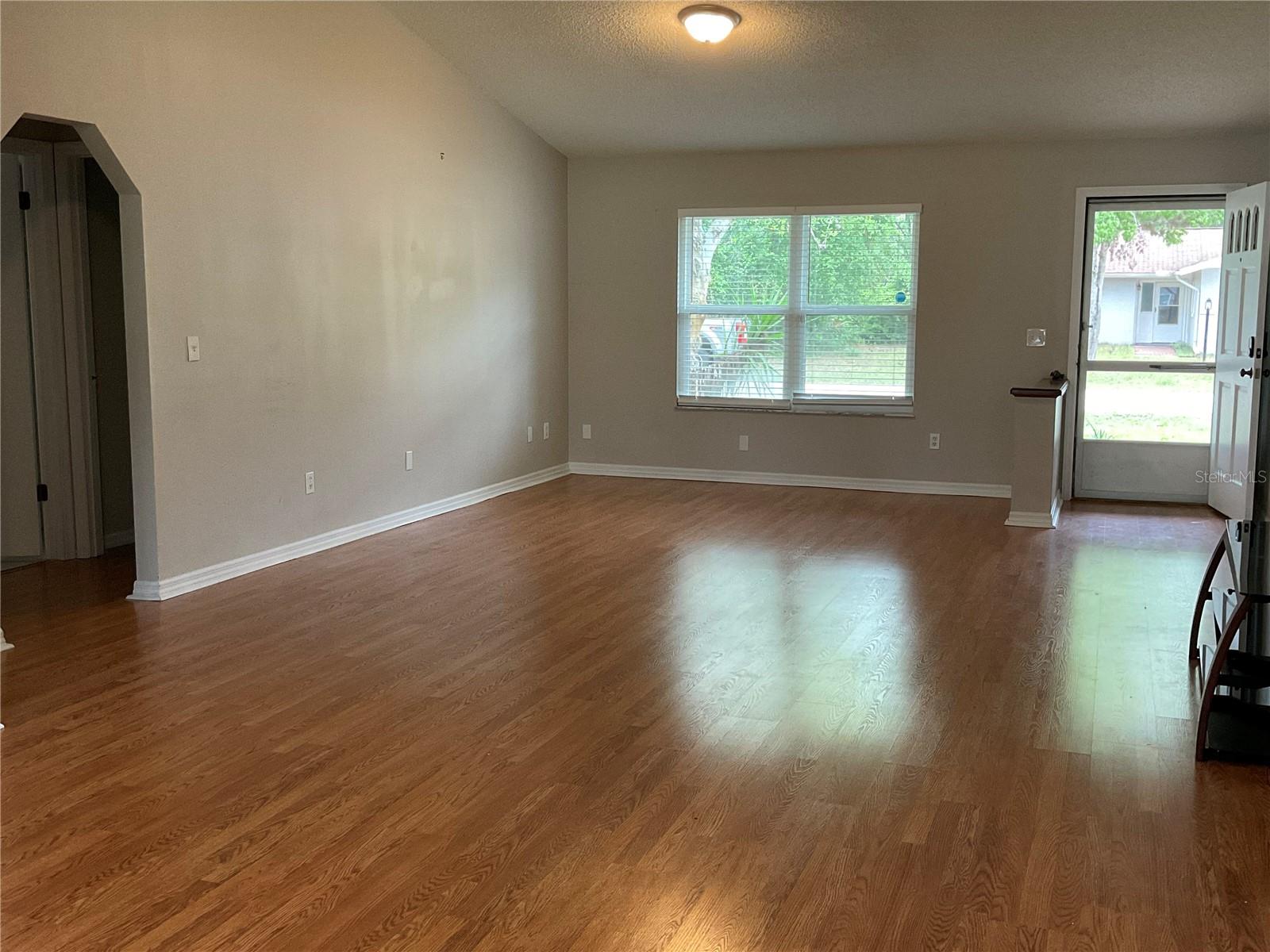 Image 11 of 48 For 41 Brewster Lane