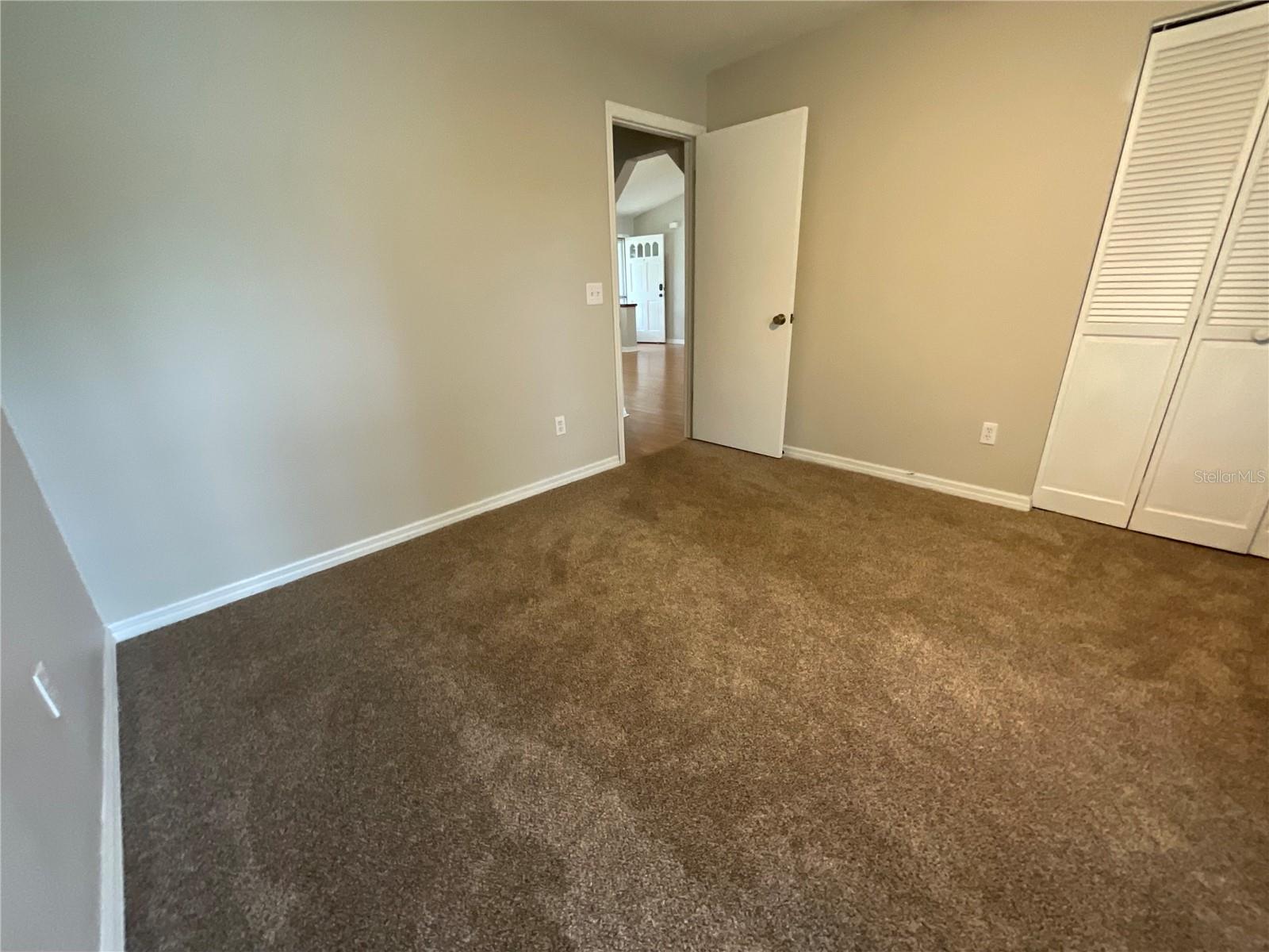 Image 17 of 48 For 41 Brewster Lane