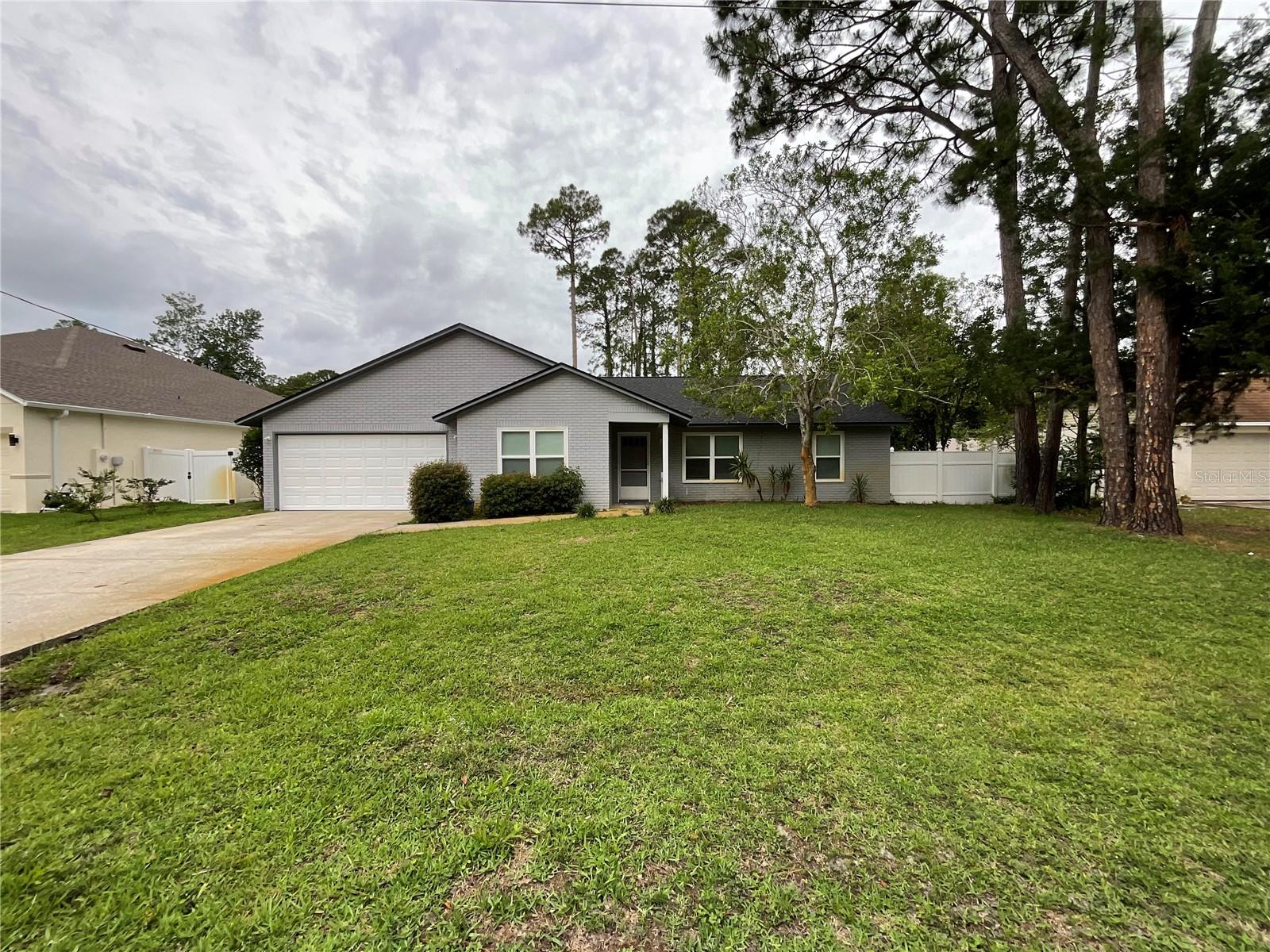 Image 2 of 48 For 41 Brewster Lane