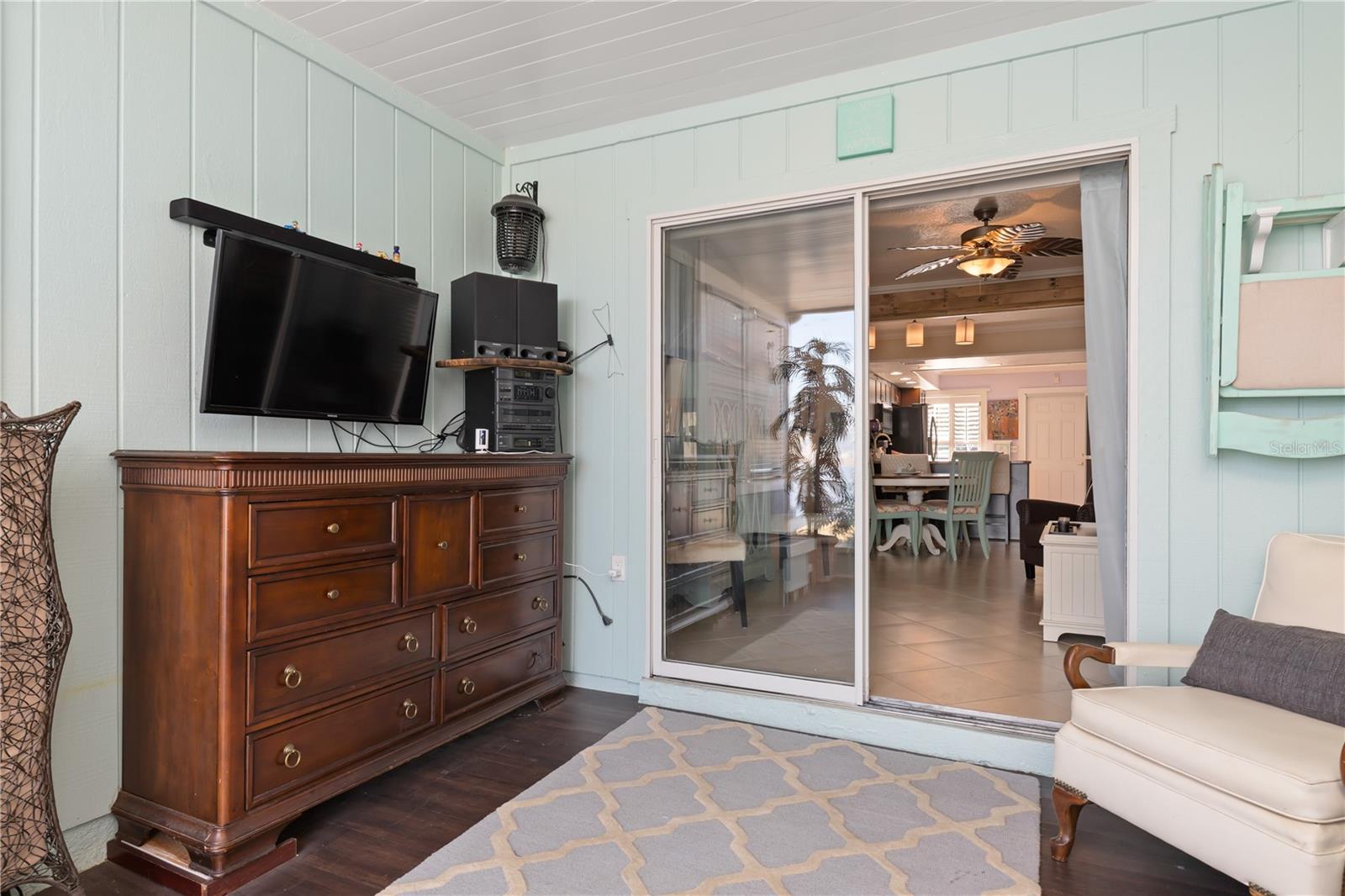 Image 16 of 45 For 26272 Rampart Boulevard 102