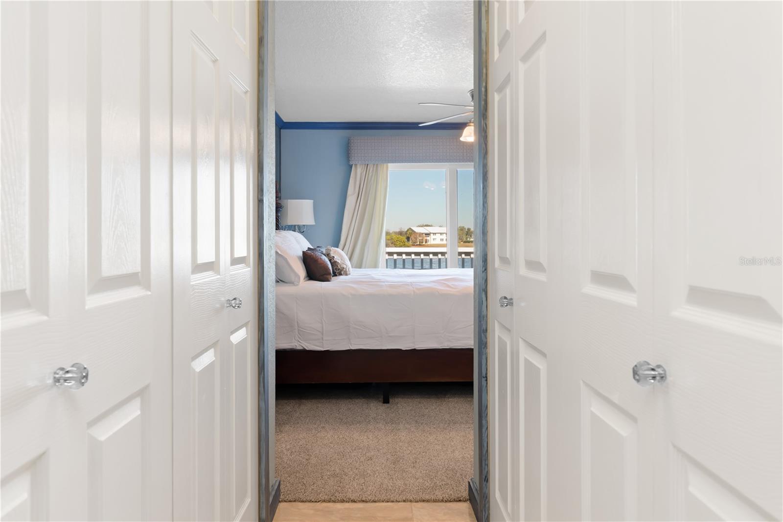 Image 19 of 45 For 26272 Rampart Boulevard 102