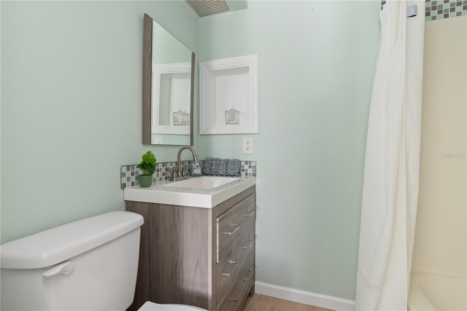 Image 31 of 45 For 26272 Rampart Boulevard 102