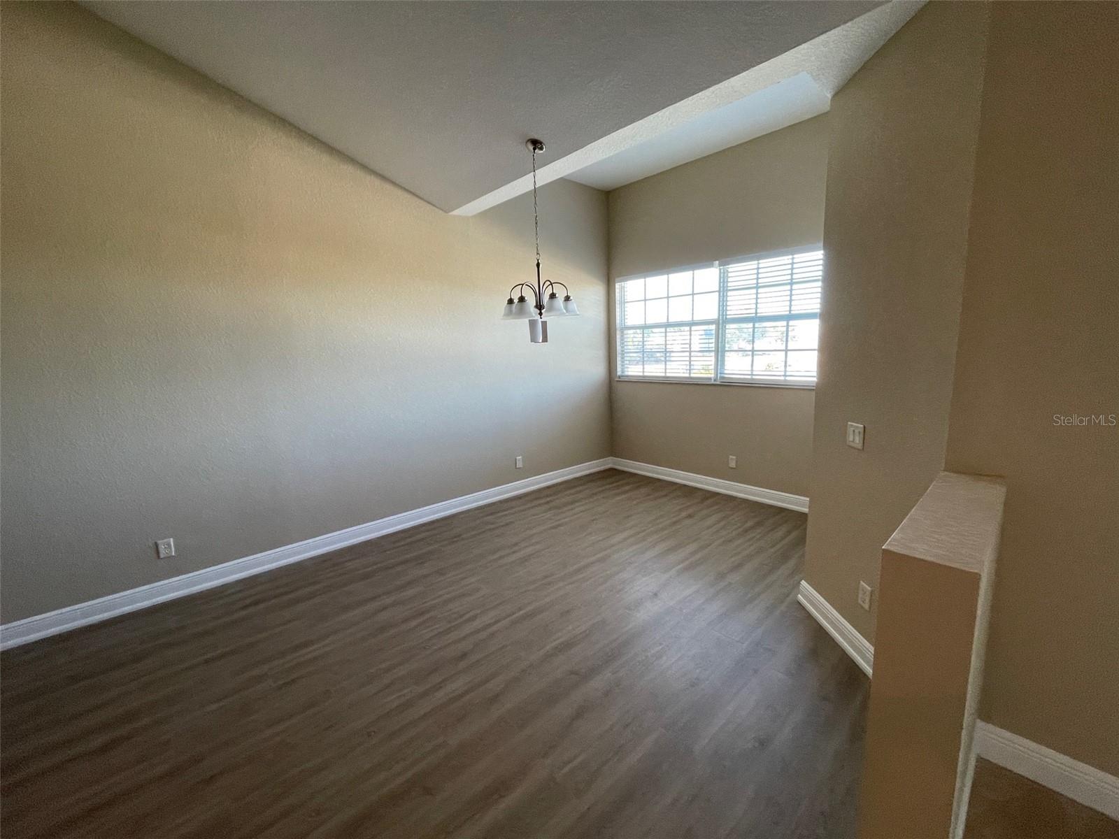 Image 6 of 9 For 10365 Pendleton Avenue