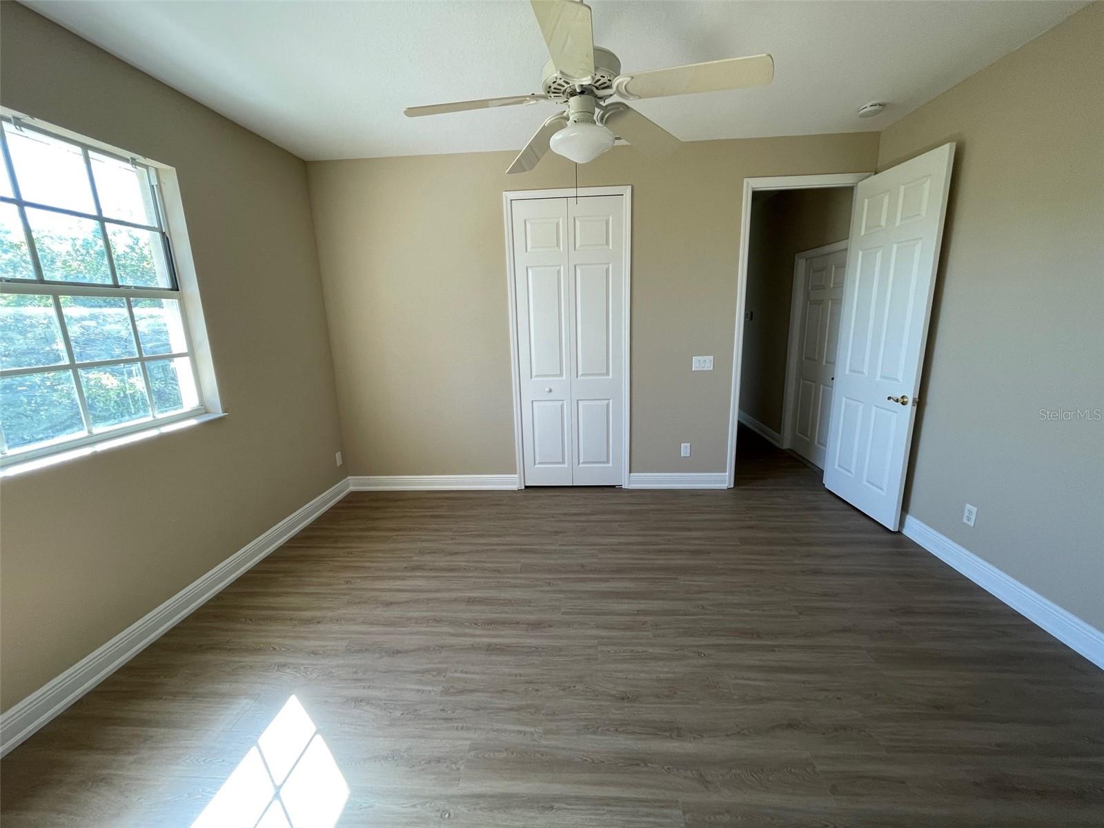 Image 8 of 9 For 10365 Pendleton Avenue