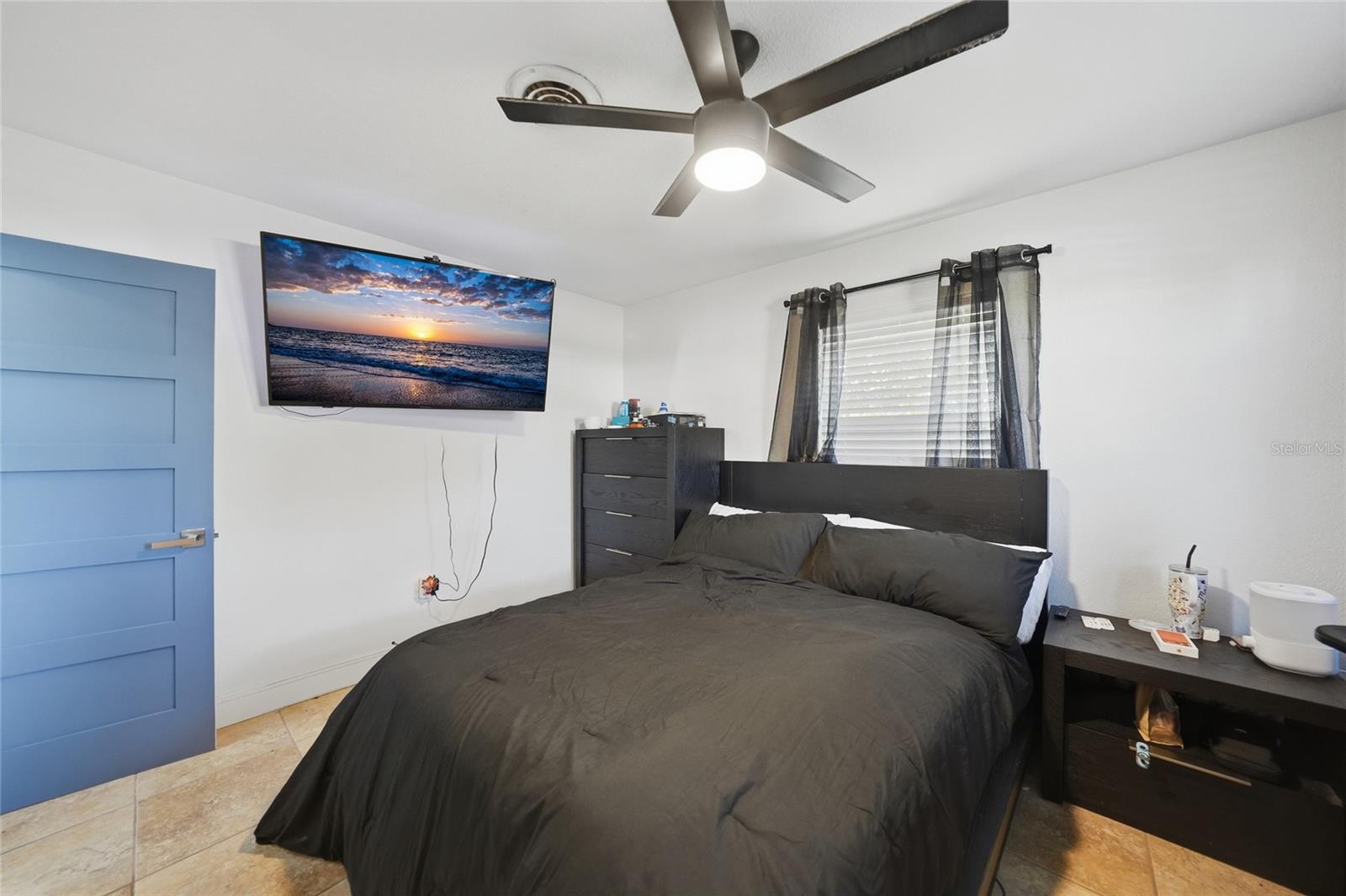 Image 24 of 47 For 8416 Riverside Drive