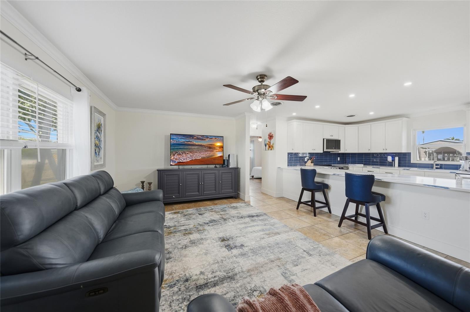 Image 7 of 47 For 8416 Riverside Drive