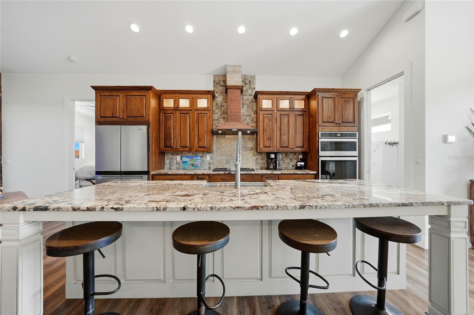 Image 11 of 64 For 9931 English Avenue