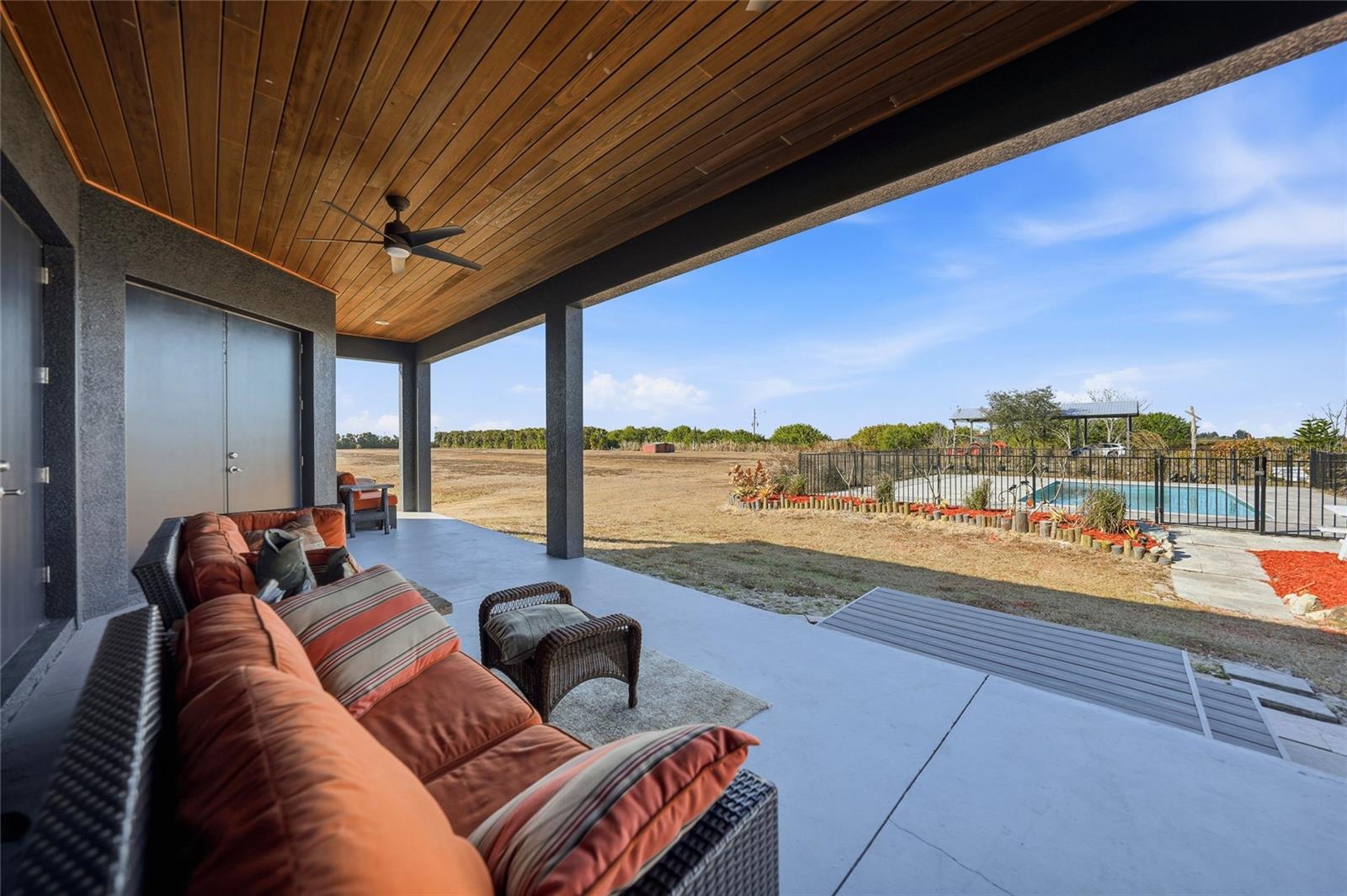 Image 33 of 64 For 9931 English Avenue