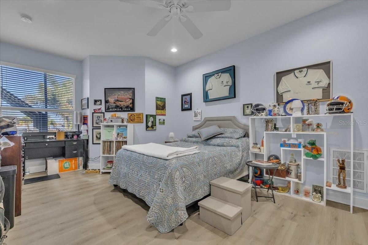 Image 38 of 61 For 2172 Deborah Drive