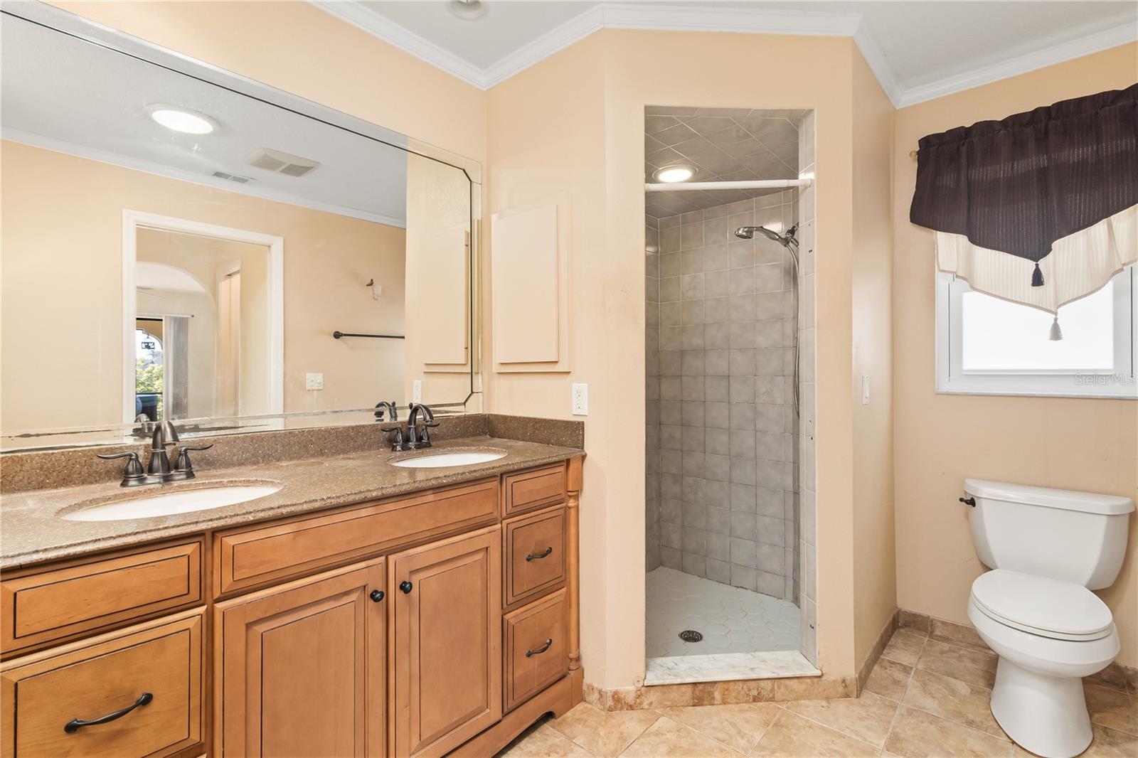 Image 28 of 53 For 26145 Dunedin Court