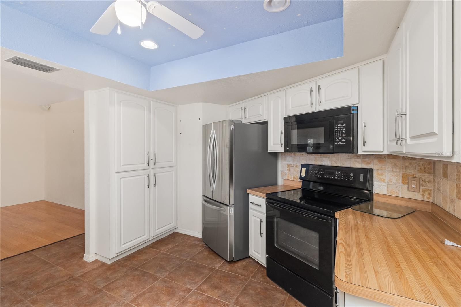 Image 4 of 53 For 26145 Dunedin Court