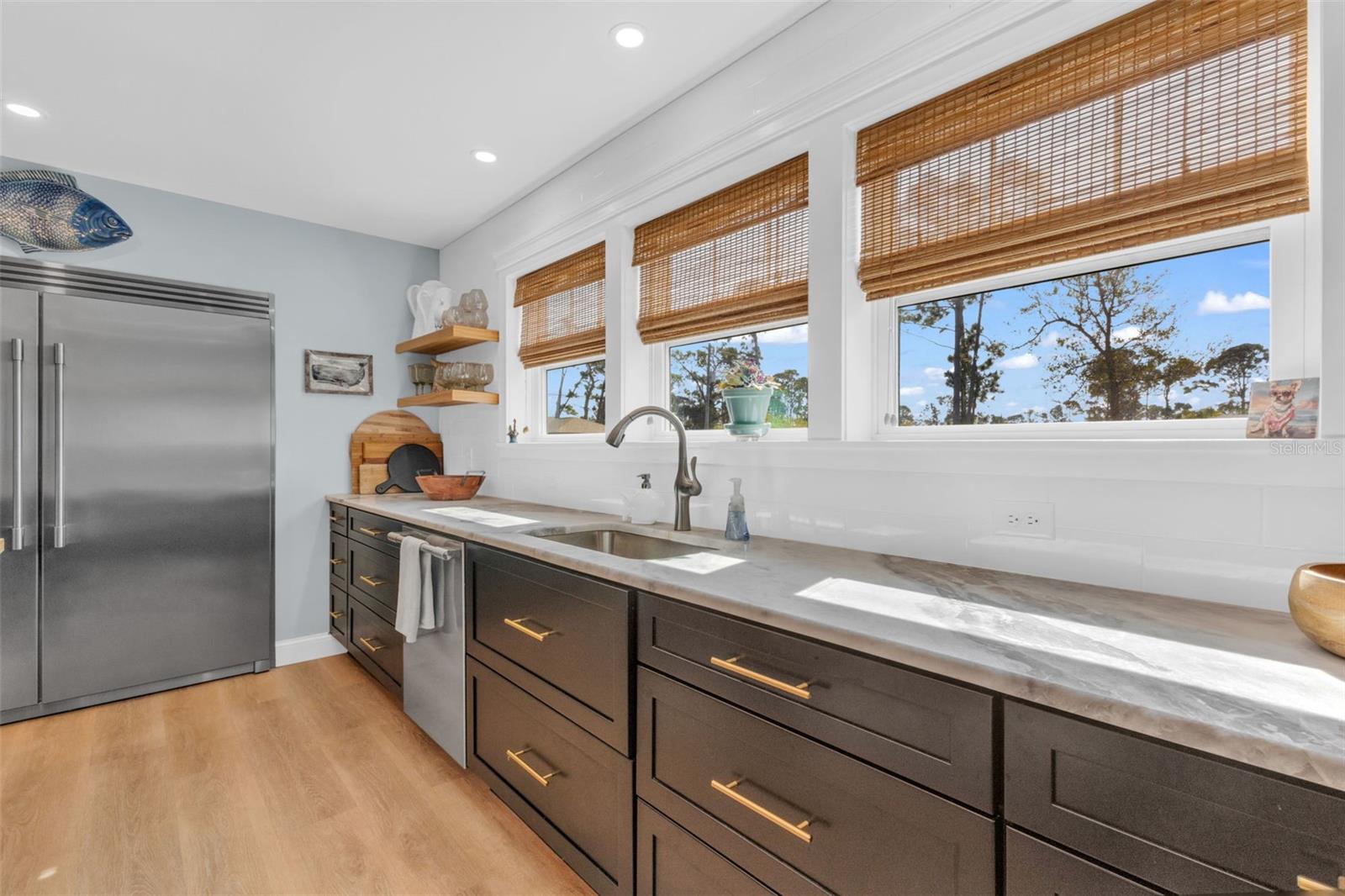 Image 12 of 61 For 12473 Birtle Avenue