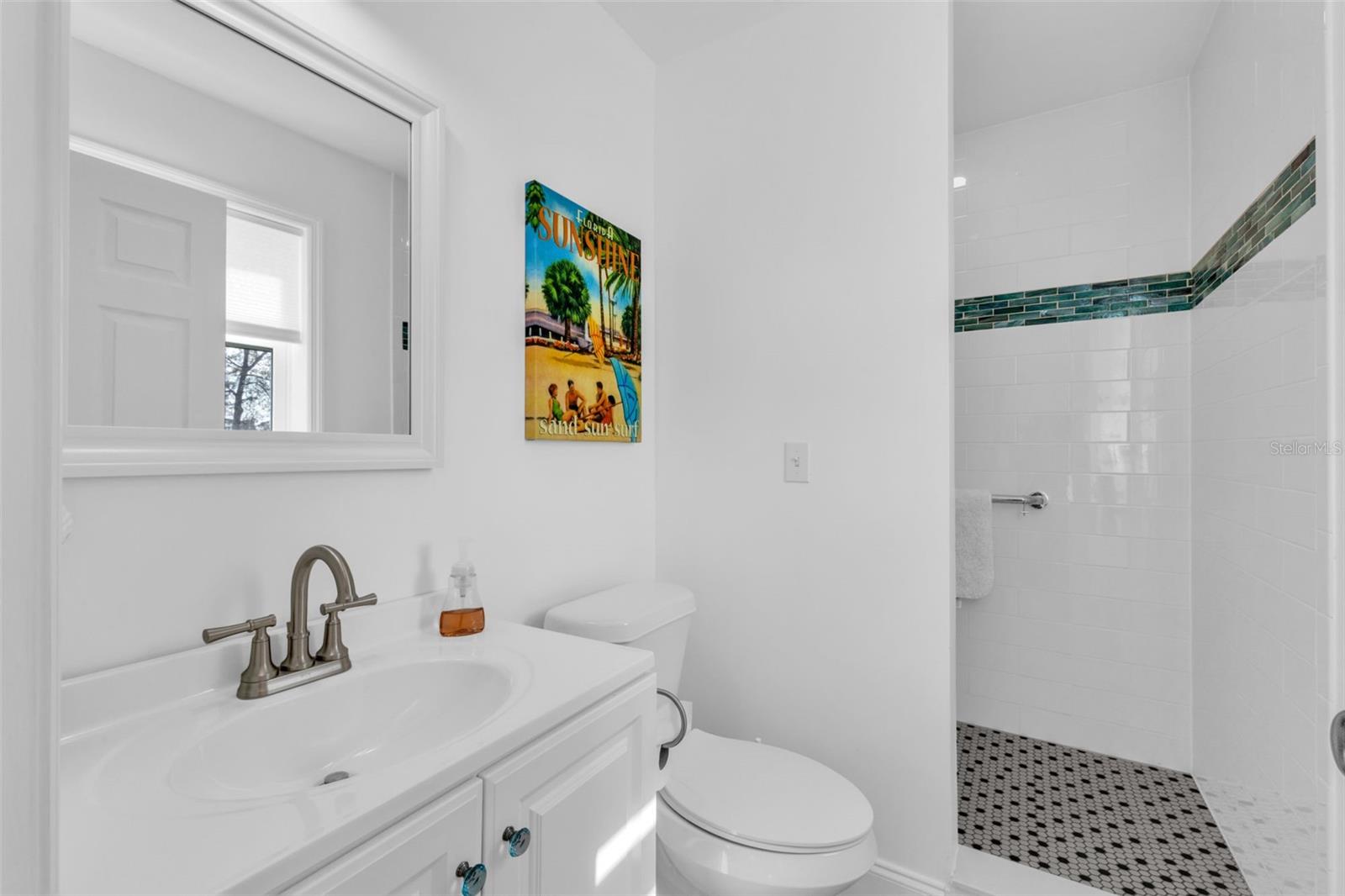 Image 30 of 61 For 12473 Birtle Avenue