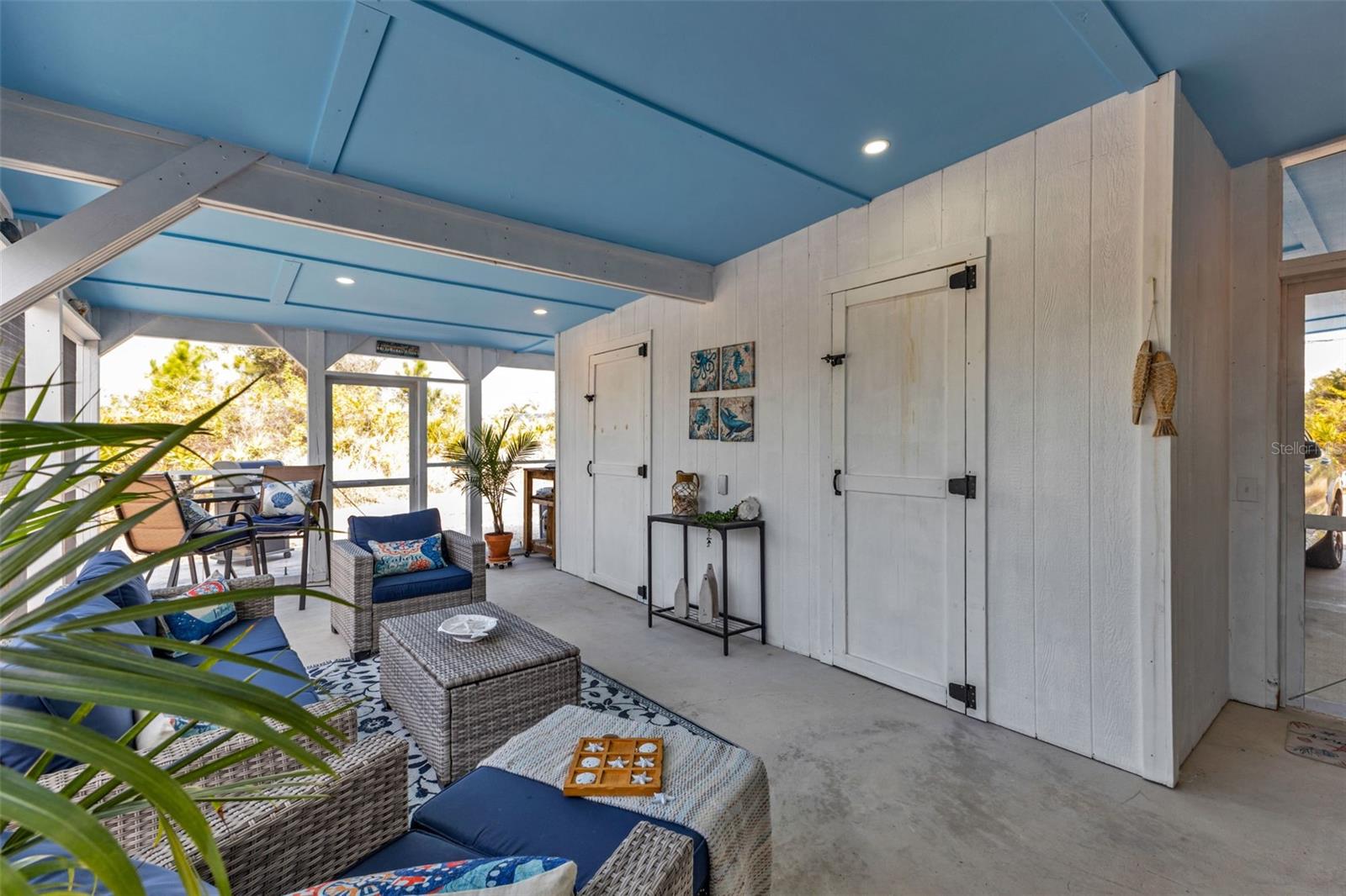 Image 42 of 61 For 12473 Birtle Avenue