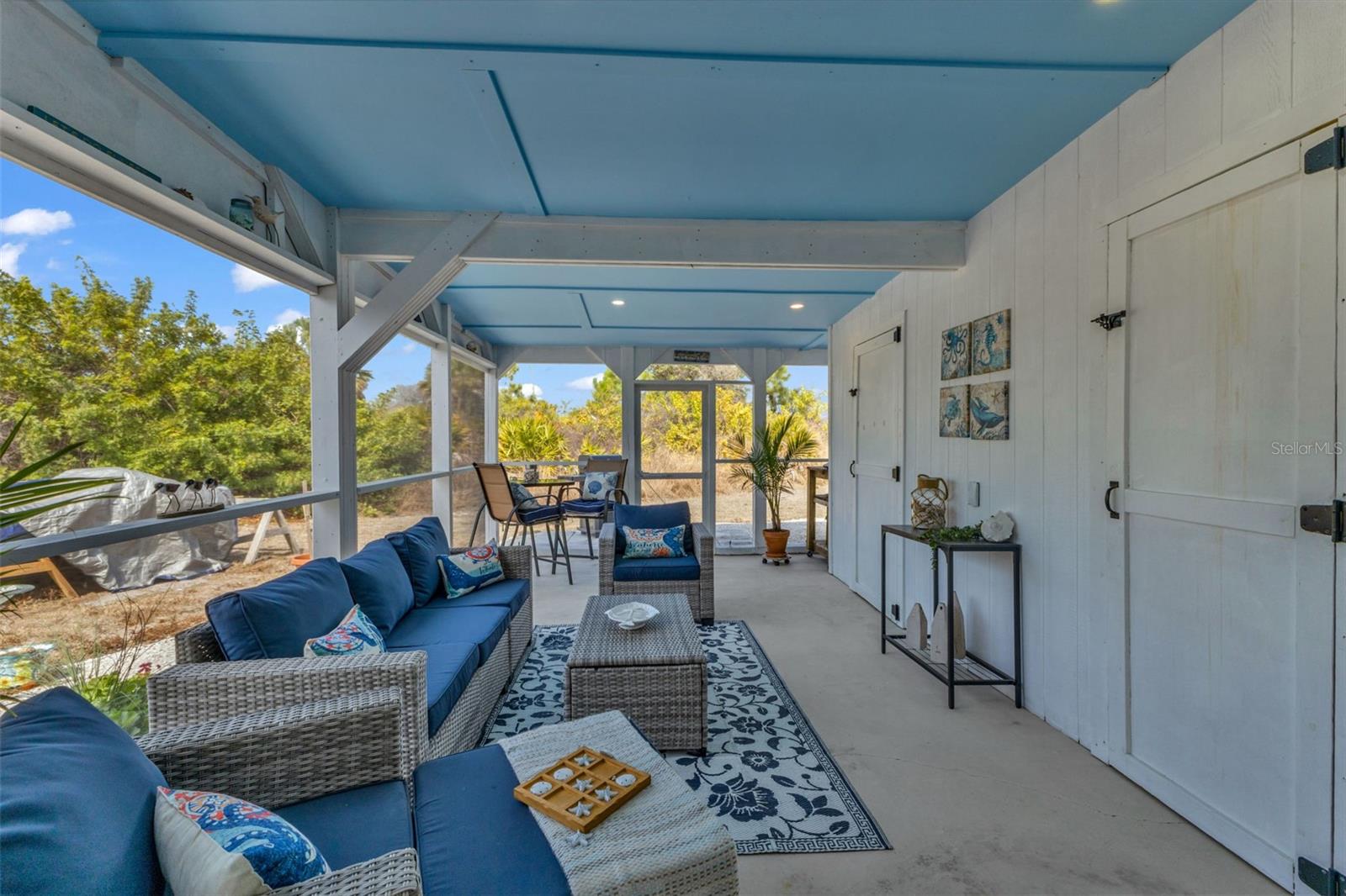 Image 43 of 61 For 12473 Birtle Avenue