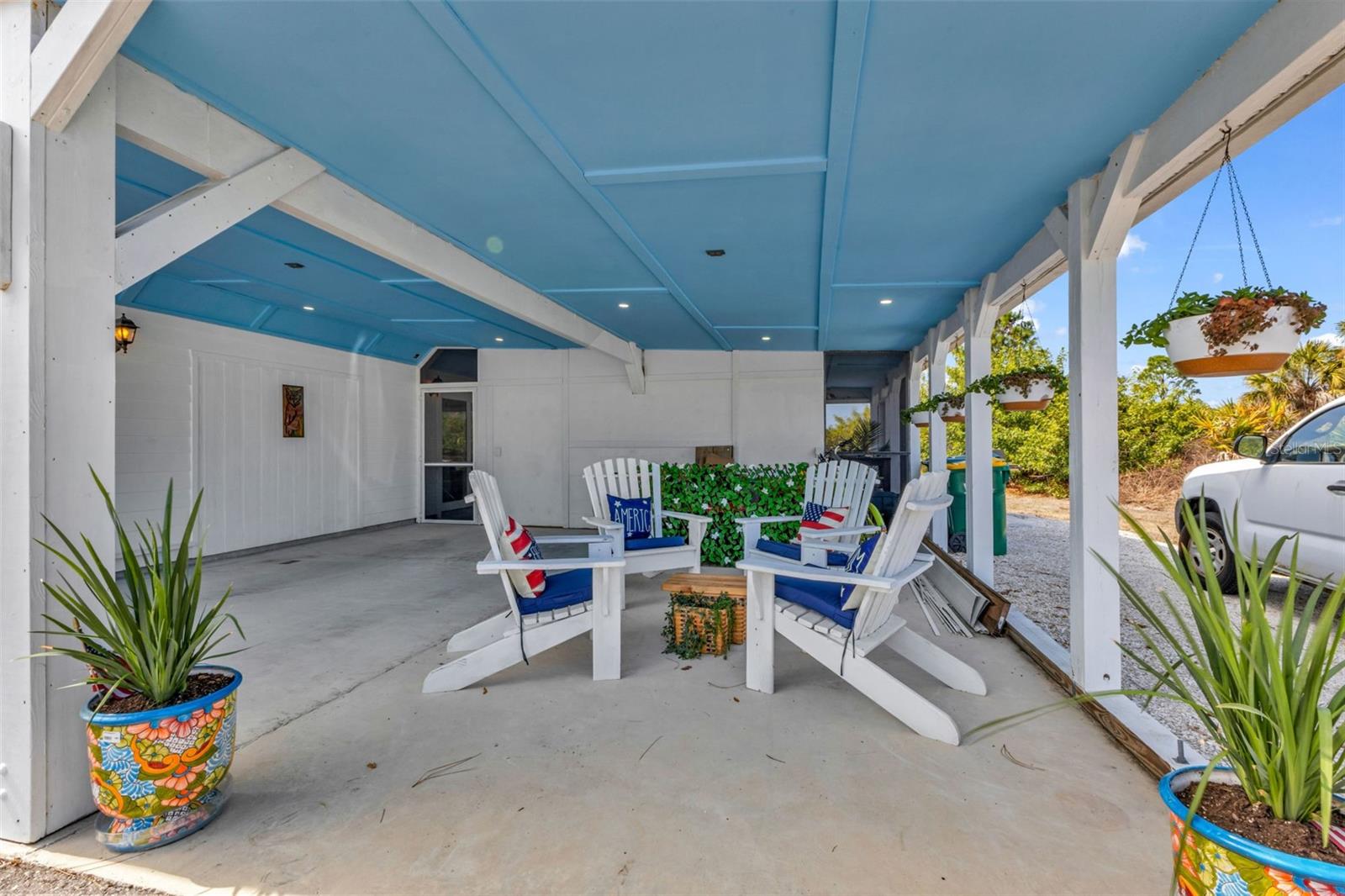 Image 45 of 61 For 12473 Birtle Avenue