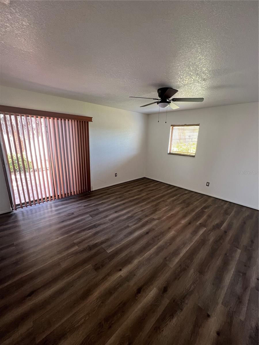 Image 11 of 19 For 355 Spring Lake Boulevard Nw