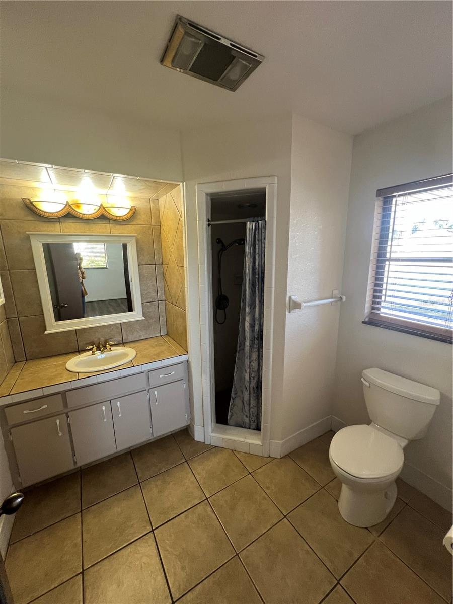 Image 12 of 19 For 355 Spring Lake Boulevard Nw