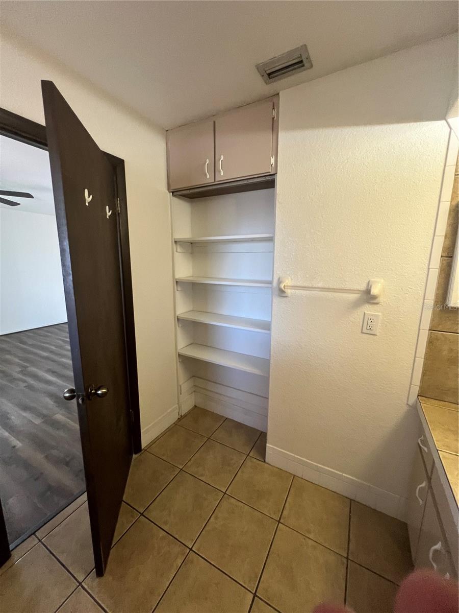 Image 13 of 19 For 355 Spring Lake Boulevard Nw