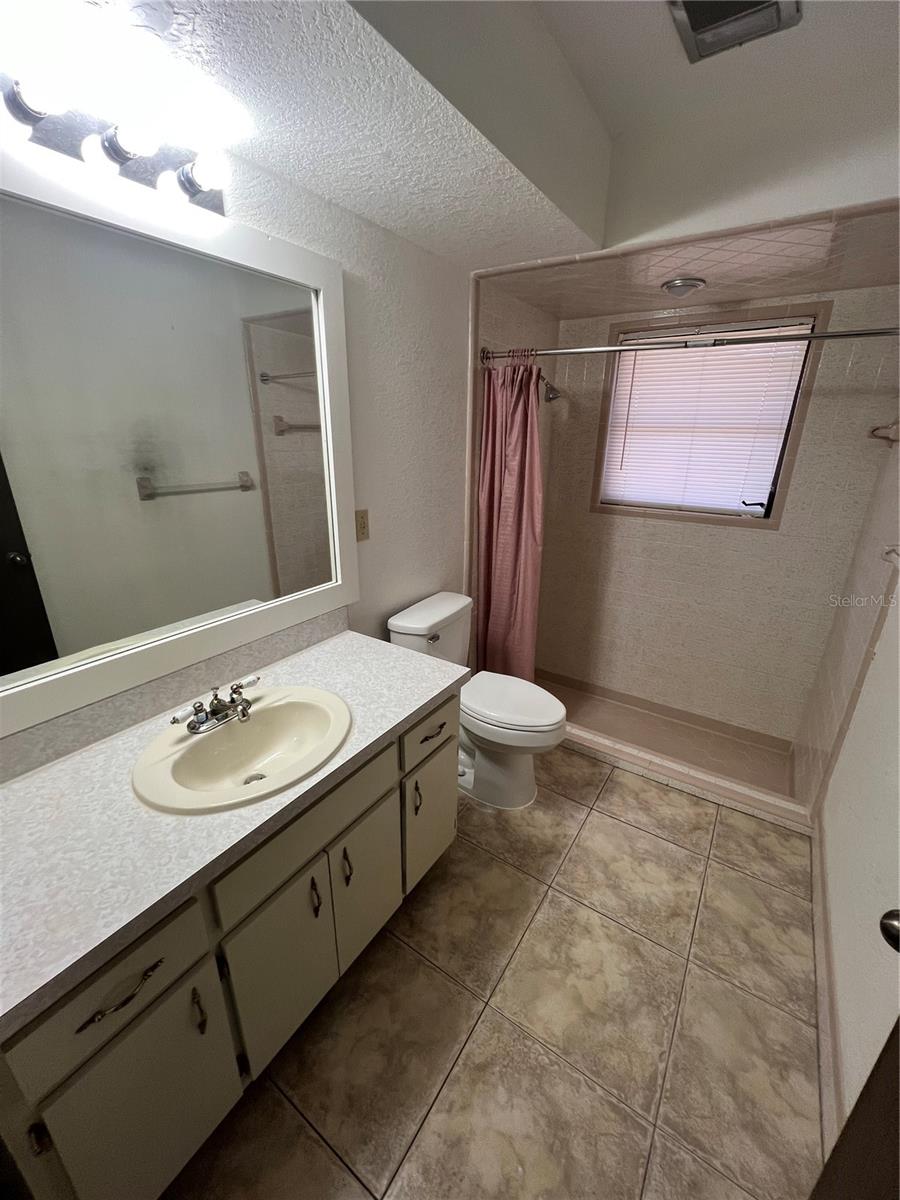 Image 16 of 19 For 355 Spring Lake Boulevard Nw