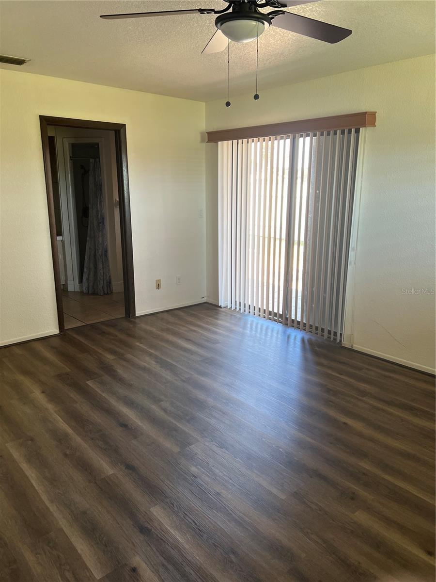 Image 9 of 19 For 355 Spring Lake Boulevard Nw