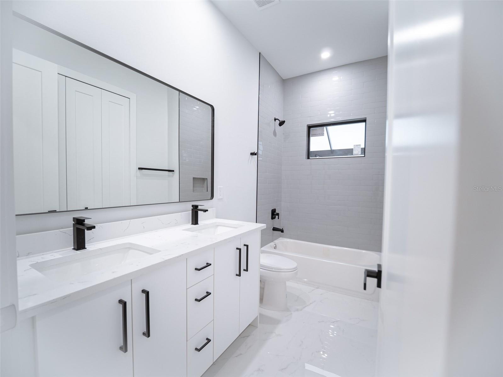 Image 25 of 50 For 4129 Flamingo Boulevard