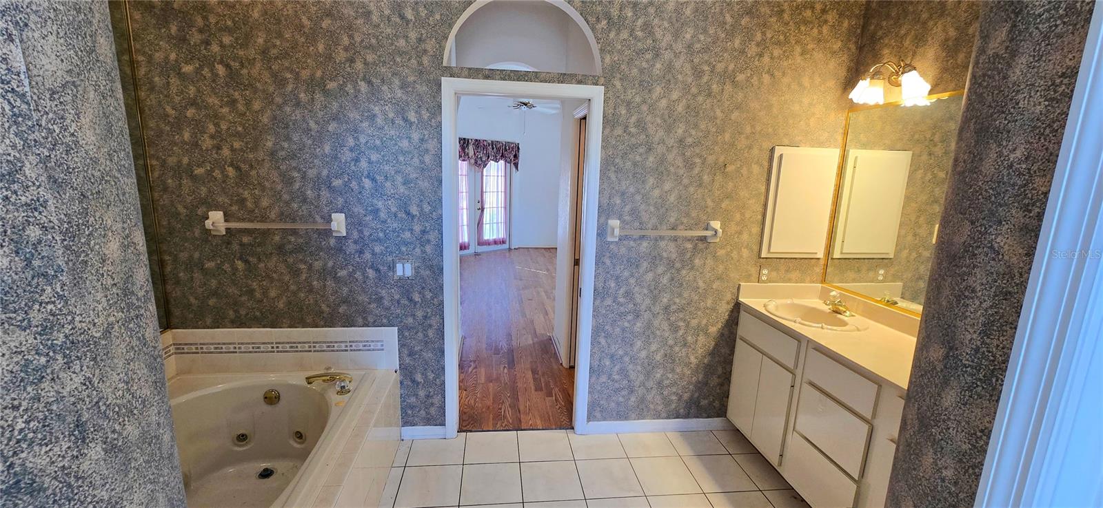 Image 21 of 31 For 316 Orlando Boulevard