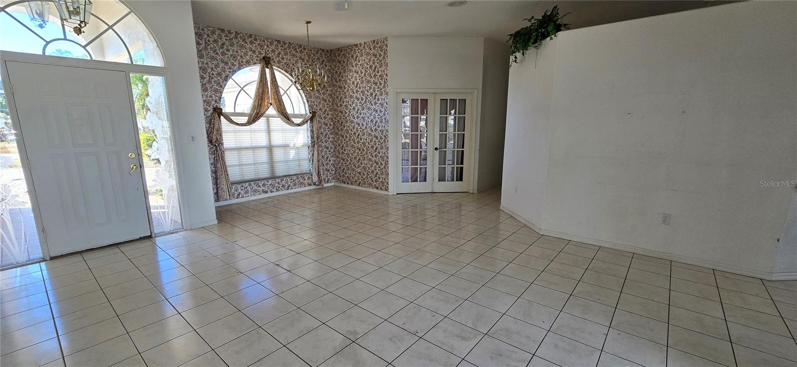 Image 25 of 31 For 316 Orlando Boulevard