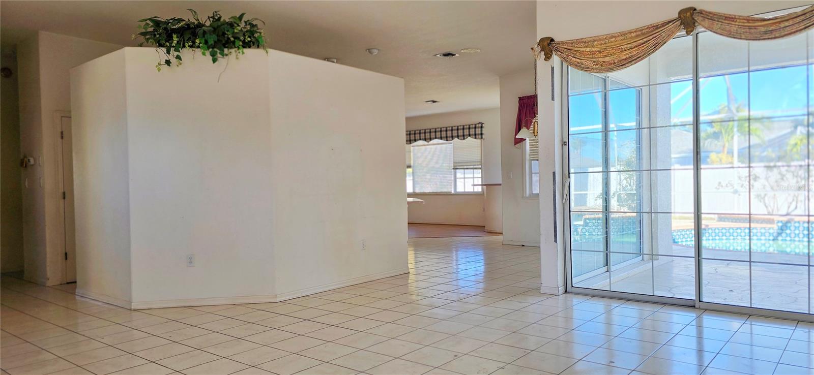 Image 4 of 31 For 316 Orlando Boulevard