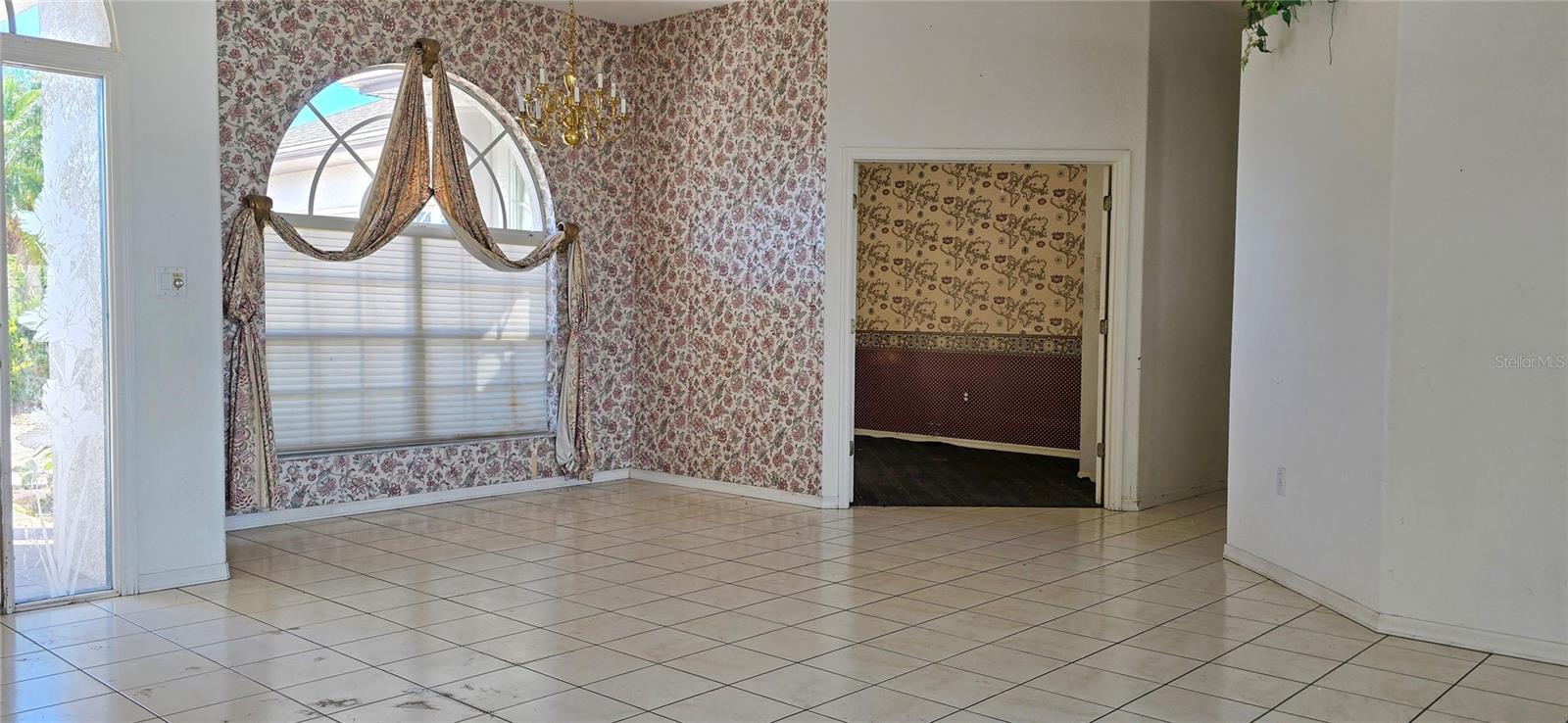 Image 5 of 31 For 316 Orlando Boulevard