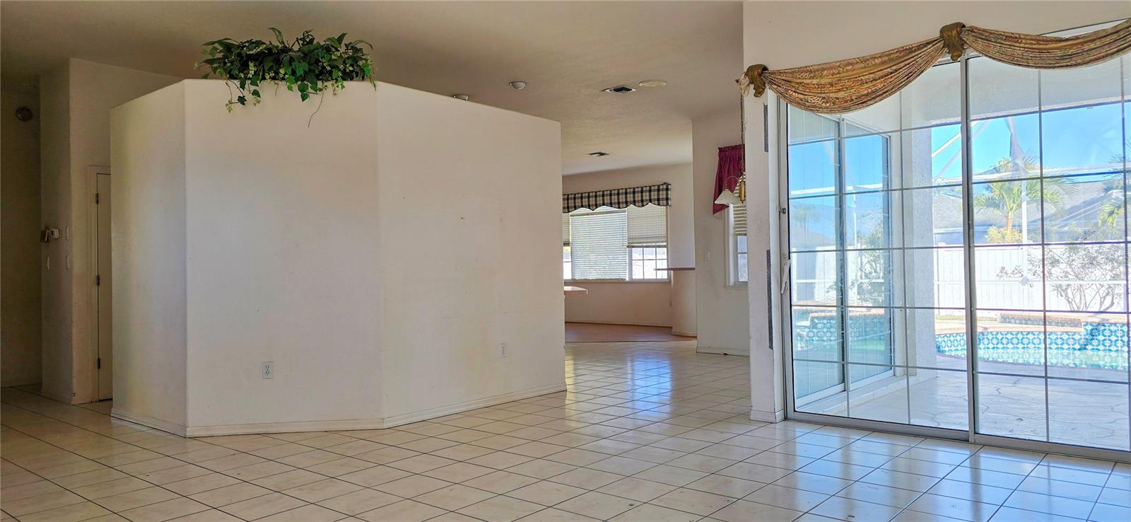 Image 6 of 31 For 316 Orlando Boulevard