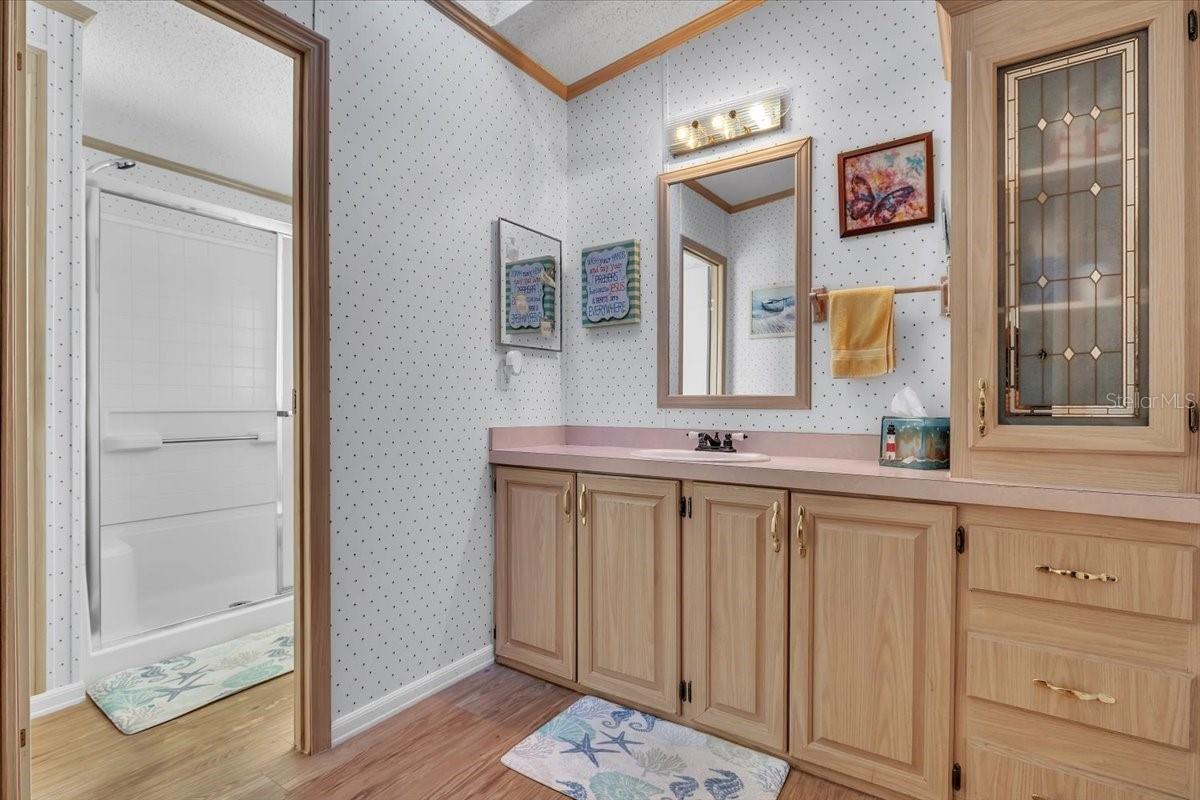 Image 19 of 46 For 27205 Jones Loop Road 41