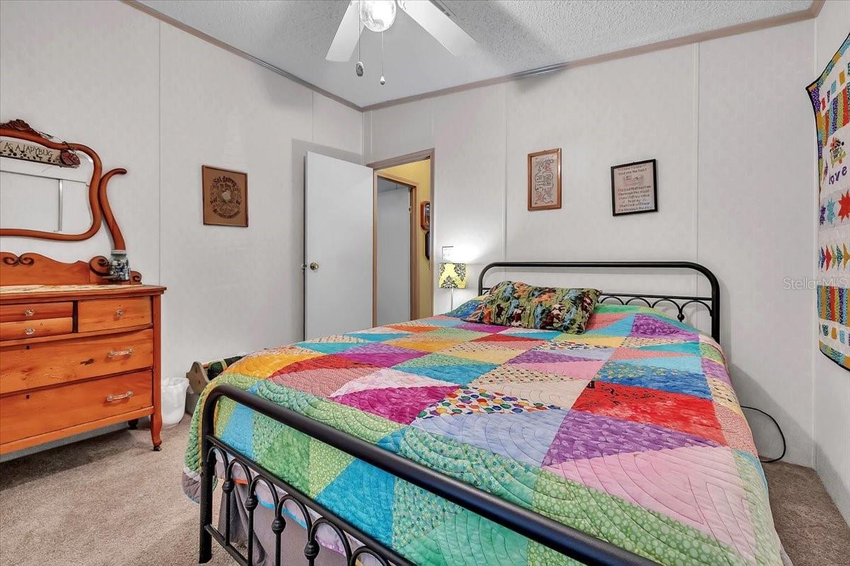 Image 24 of 46 For 27205 Jones Loop Road 41