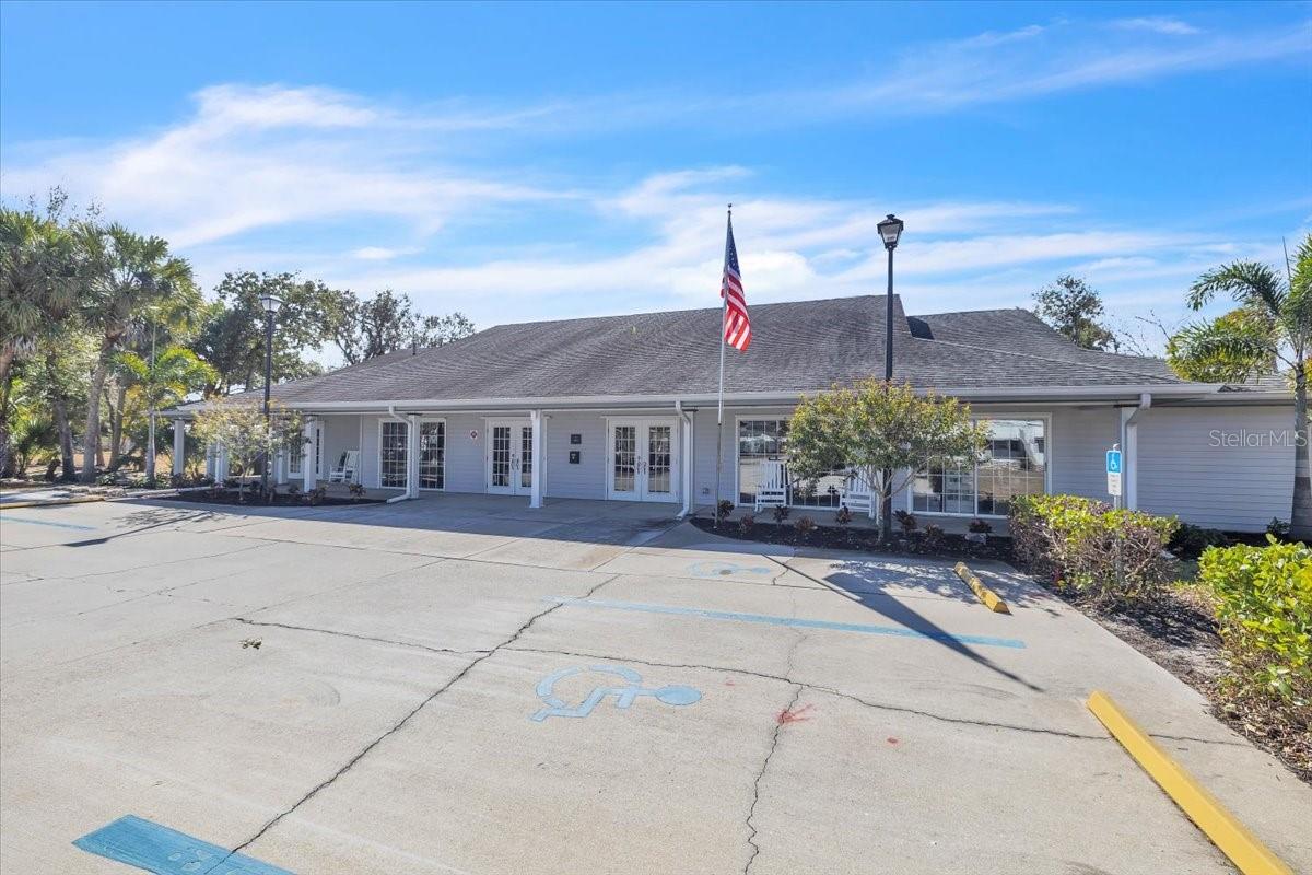 Image 34 of 46 For 27205 Jones Loop Road 41