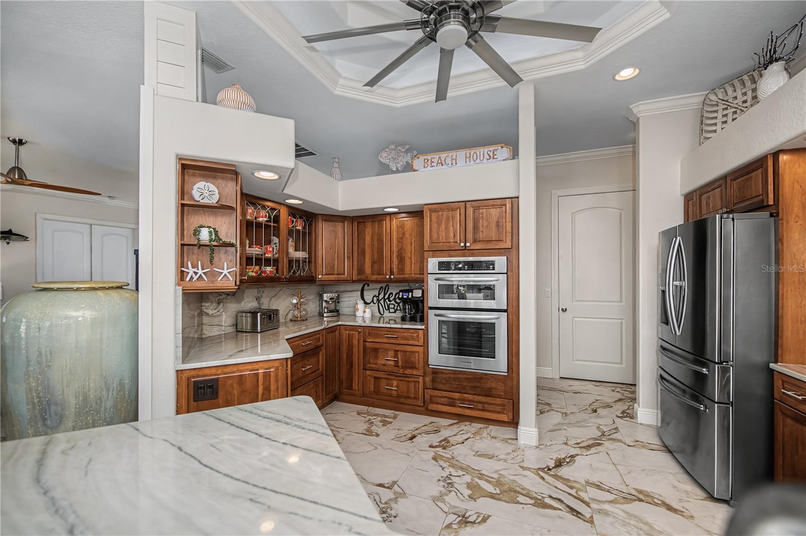 Image 27 of 93 For 290 Tait Terrace Se