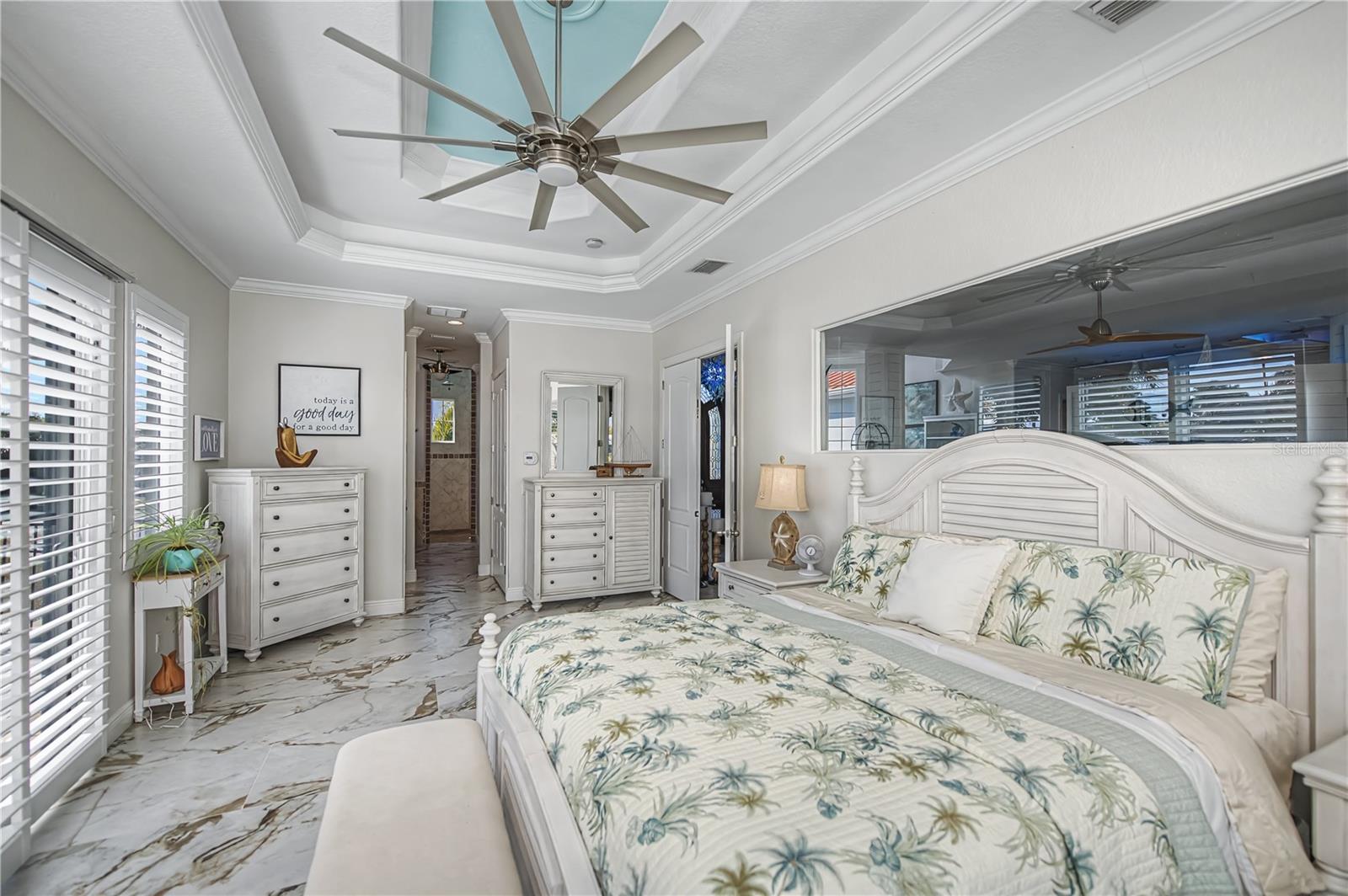 Image 39 of 93 For 290 Tait Terrace Se