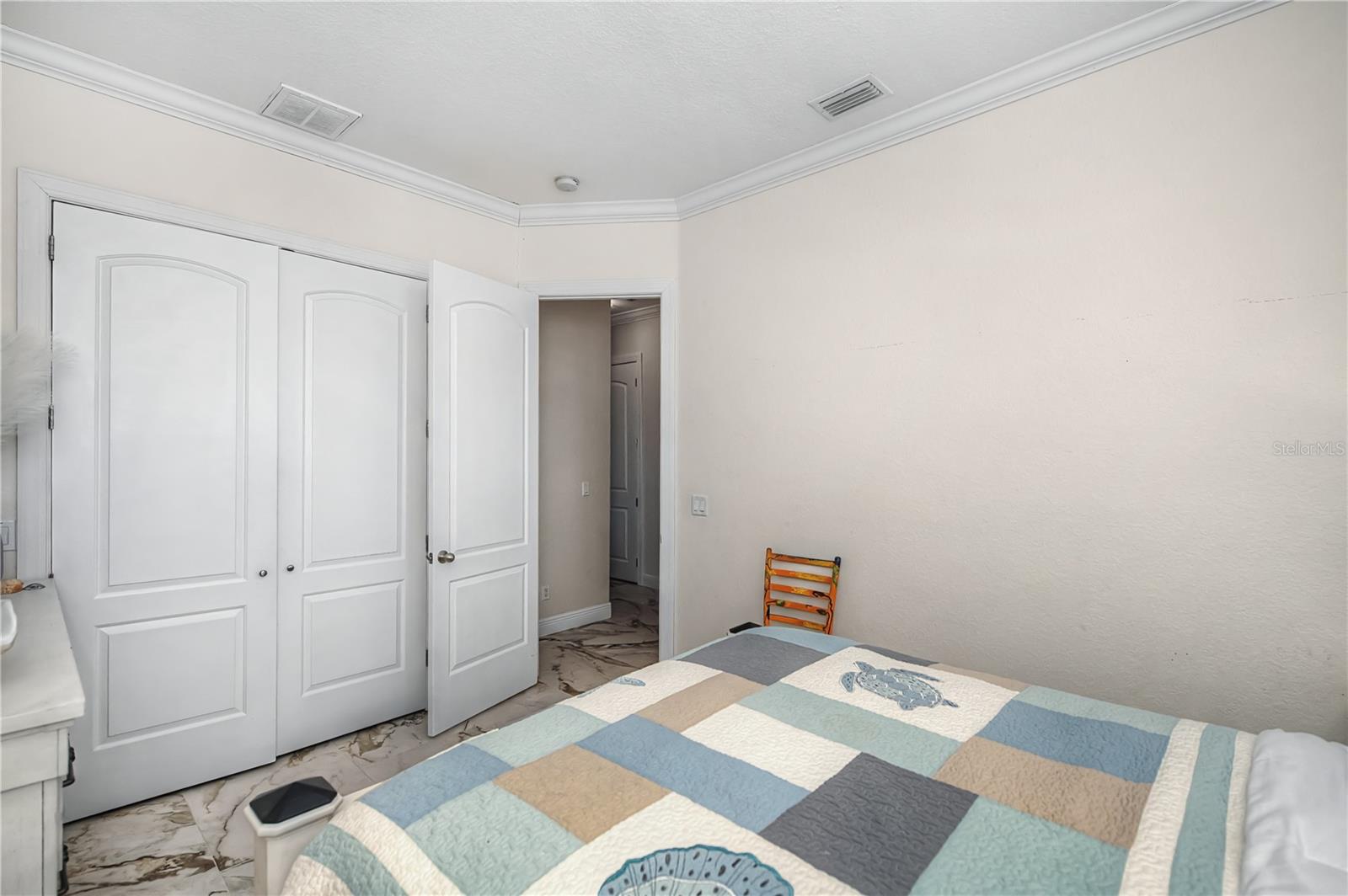 Image 49 of 93 For 290 Tait Terrace Se