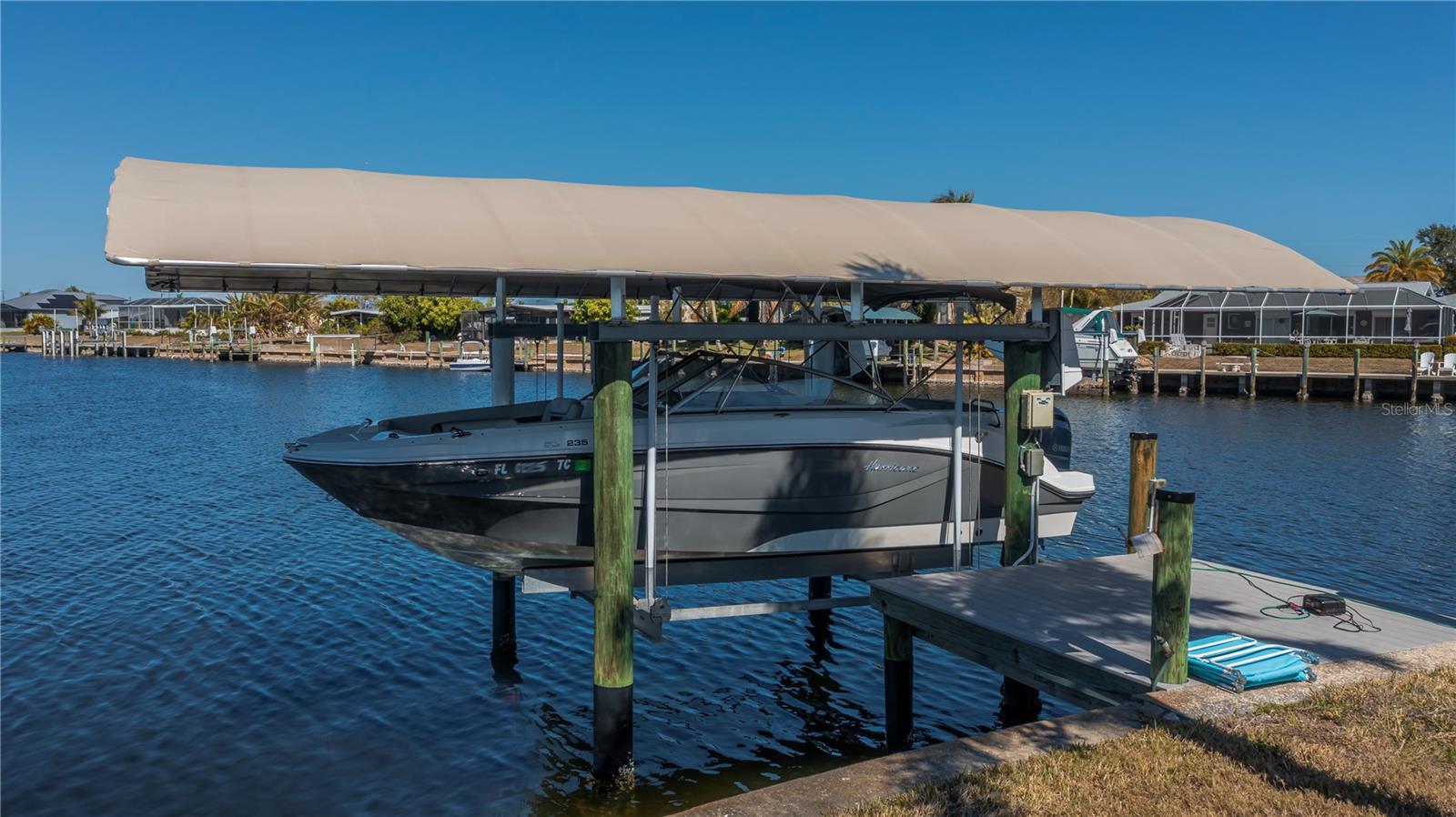 Image 74 of 93 For 290 Tait Terrace Se